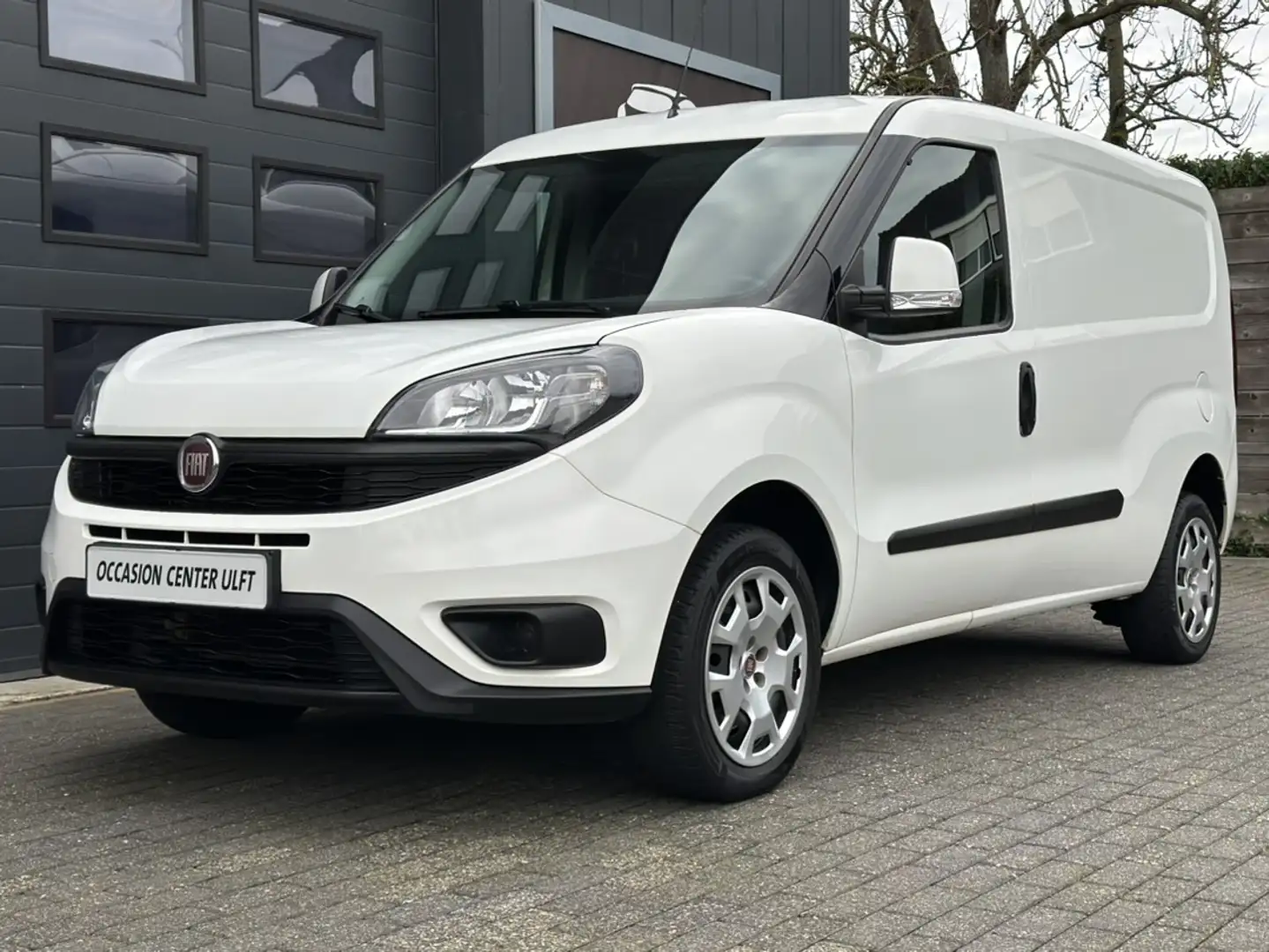 Fiat Doblo Cargo 1.4 L2H1 MAXI / AIRCO / NAVI / MARGE / 3 PER Blanco - 1