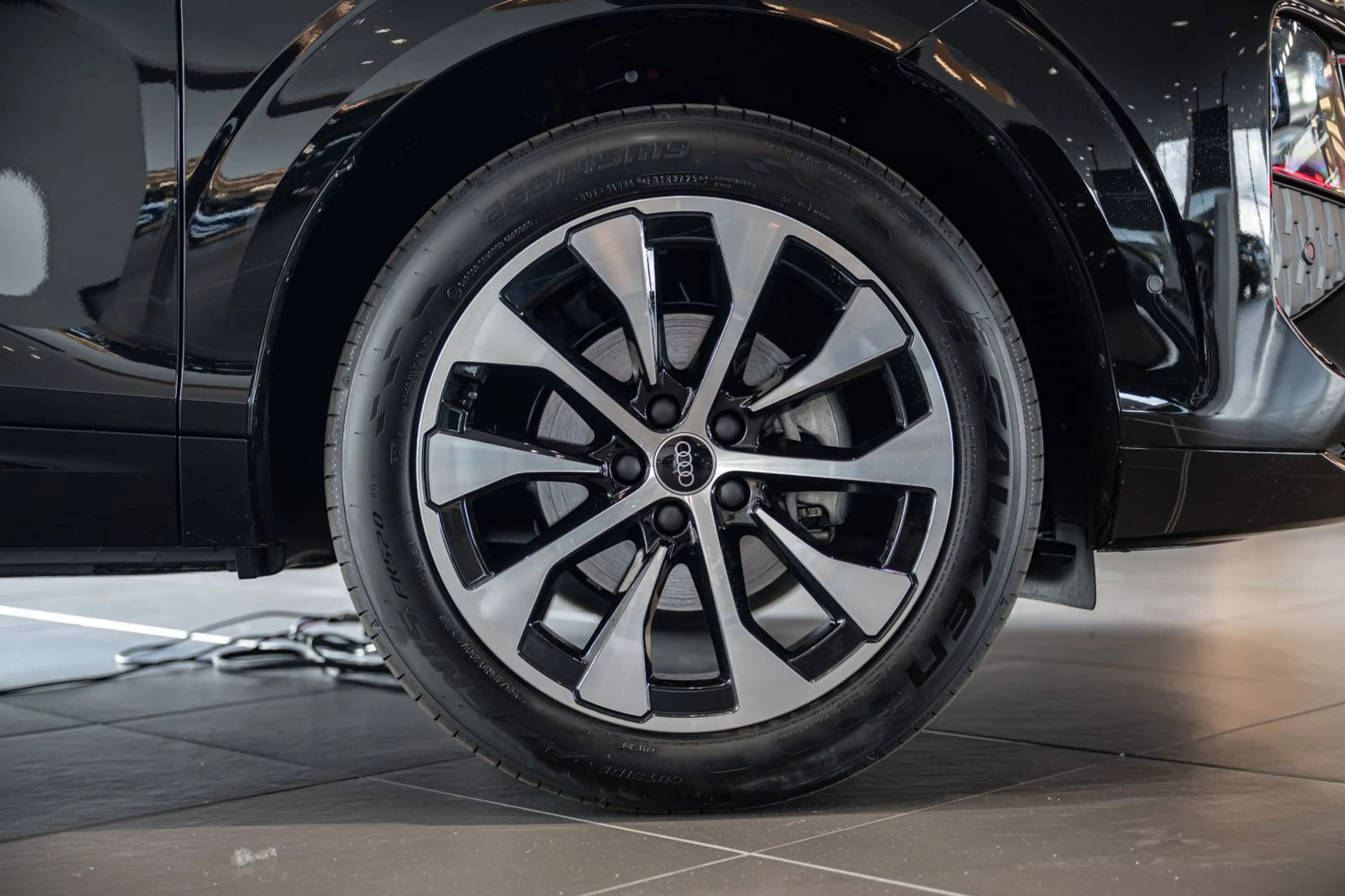 Audi Q3 TFSI S tronic NAVI/LED-PLUS/AHK/KAMERA — photo 7