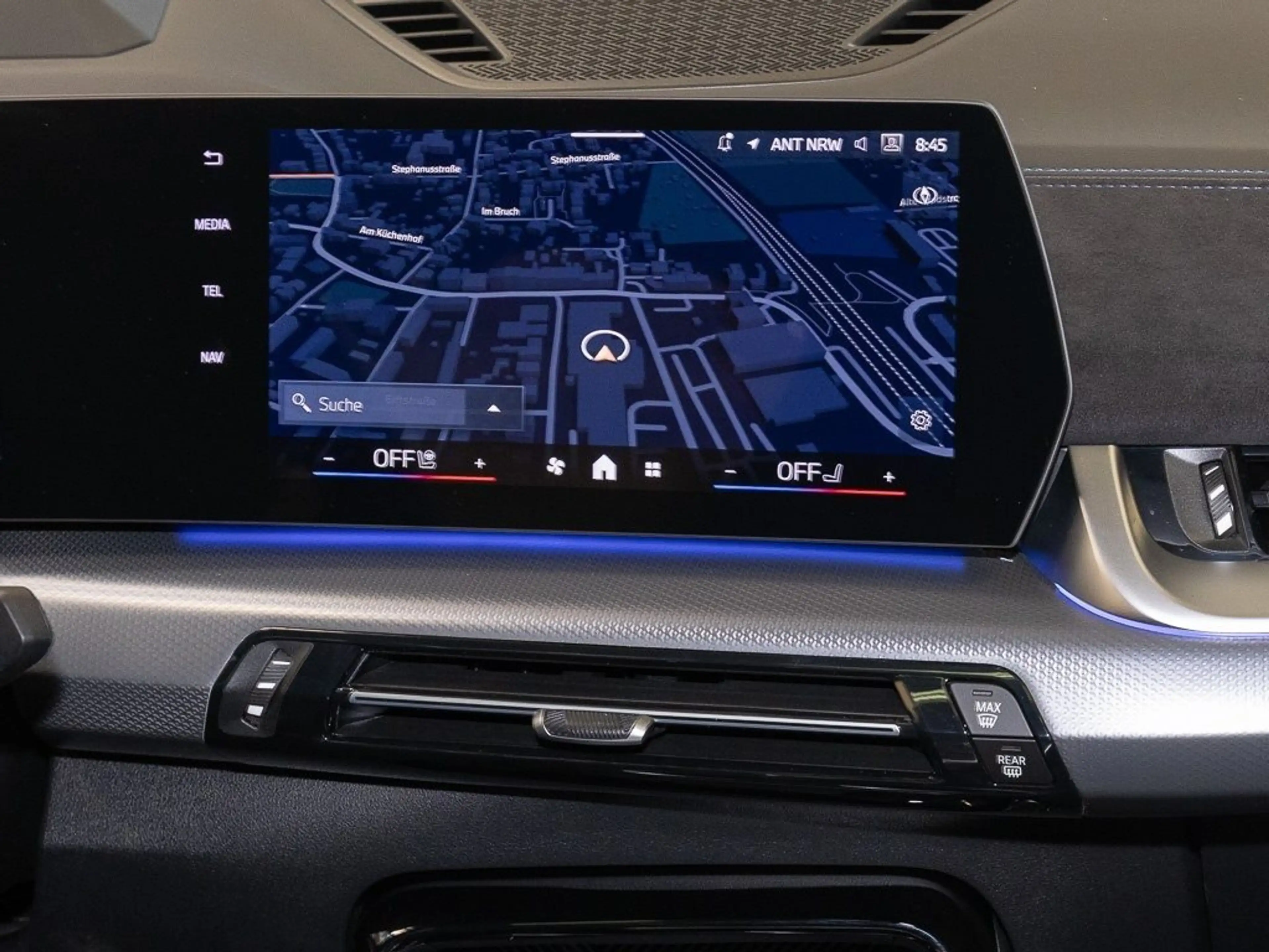 BMW X2 sDrive20i — photo 7