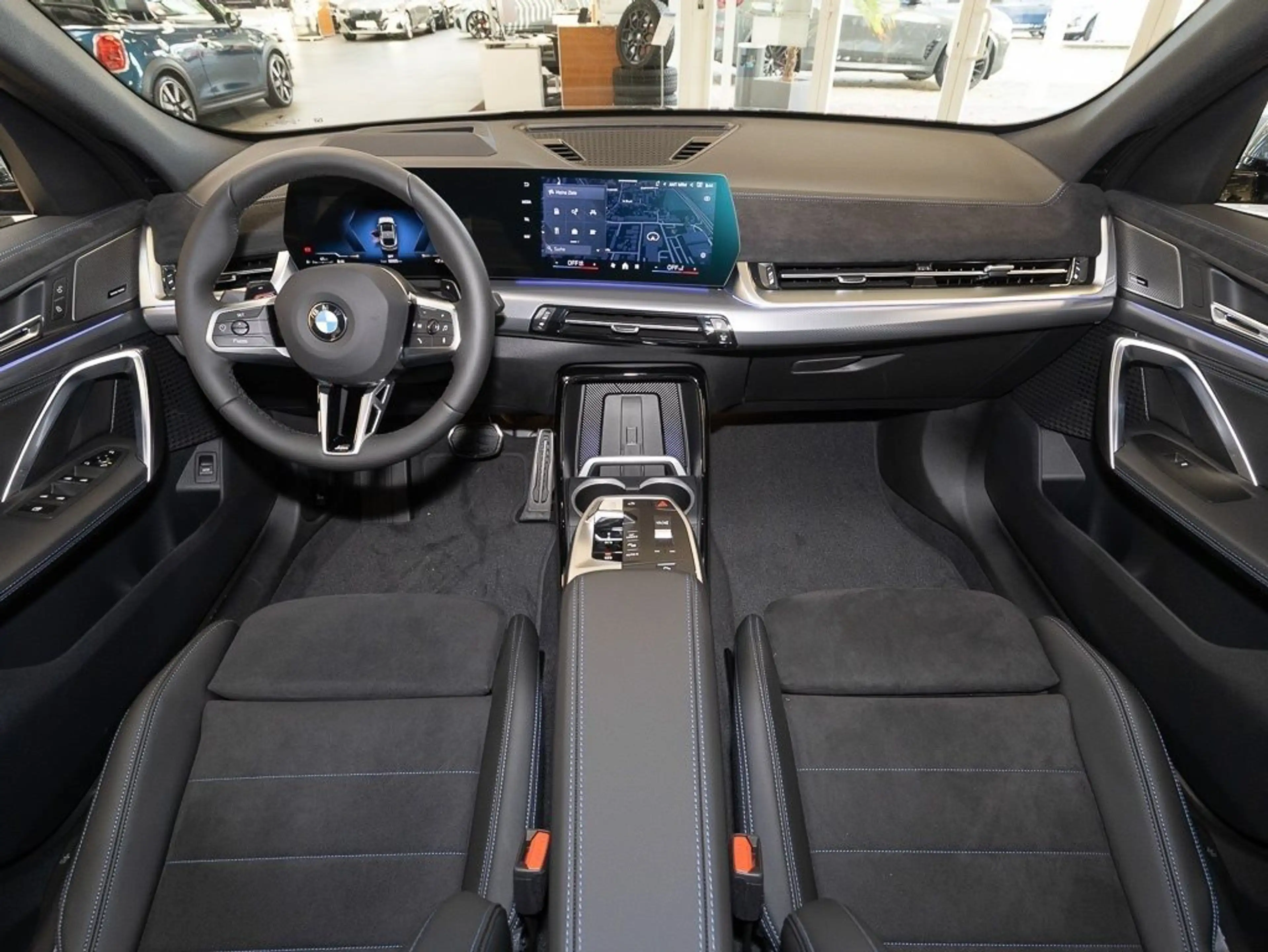 BMW X2 sDrive20i — photo 10