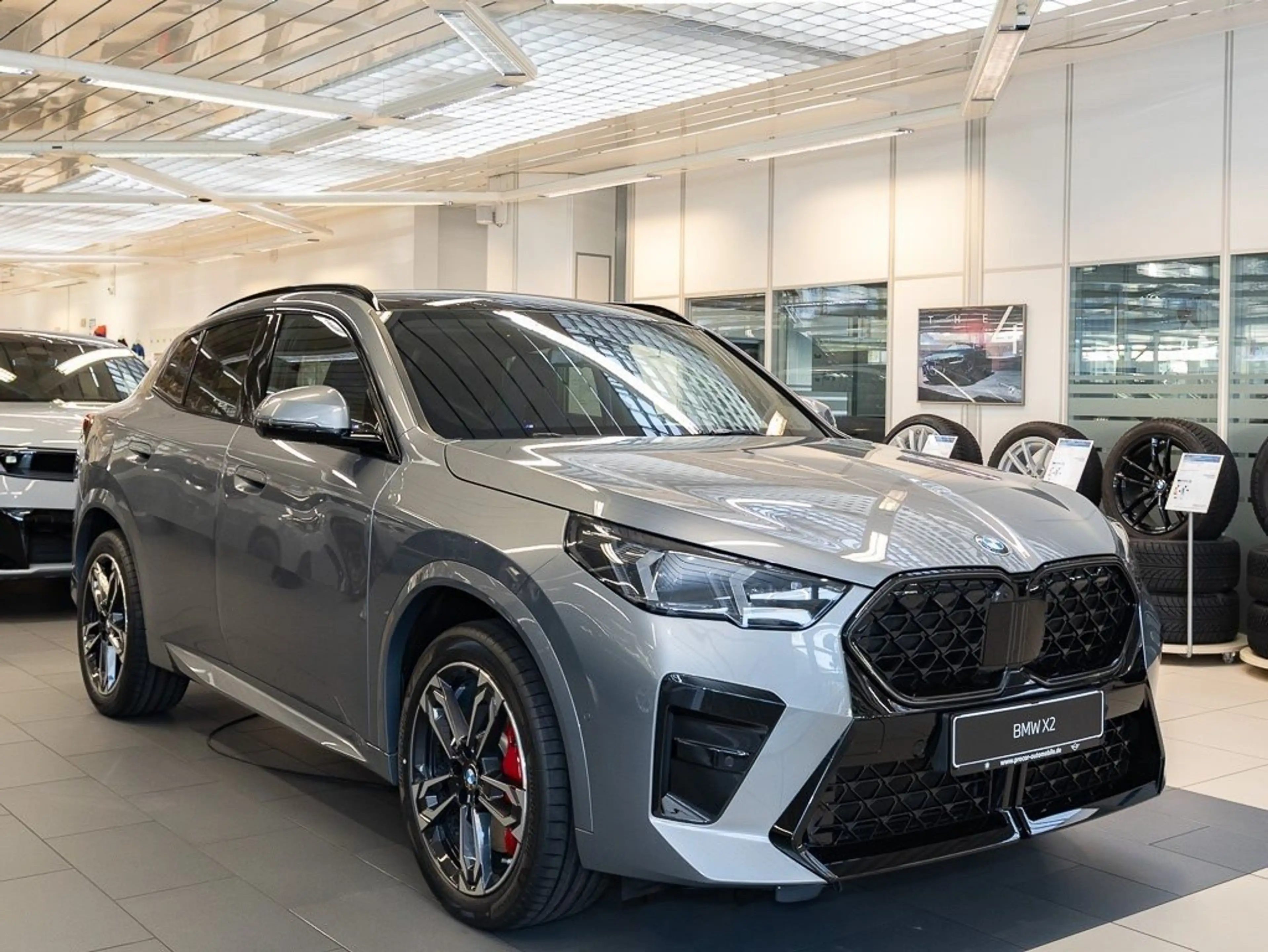 BMW X2 sDrive20i — photo 3