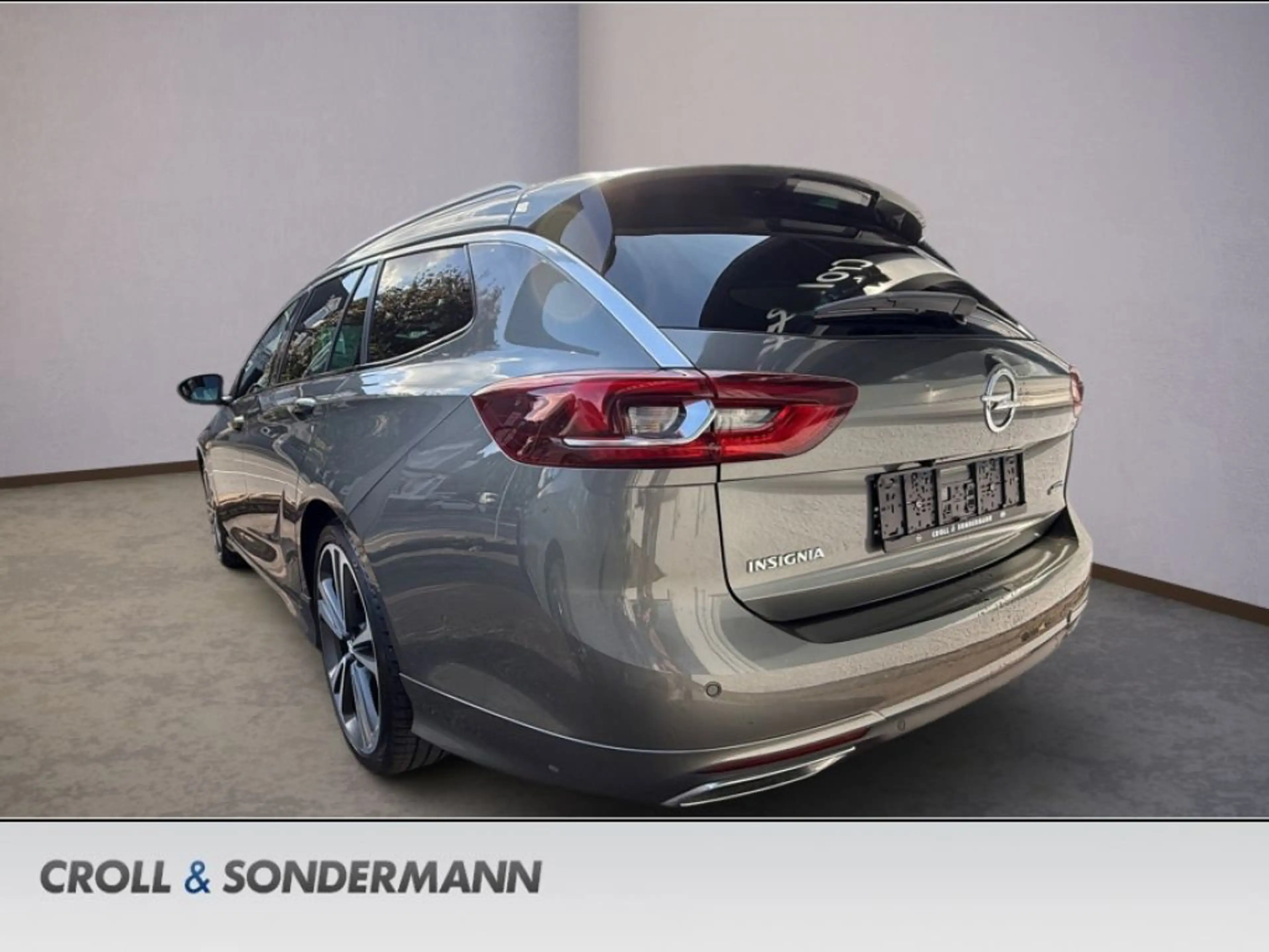 Opel Insignia Insignia ST 2.0 Ultimate 120 Jahre OPC-Line — photo 4