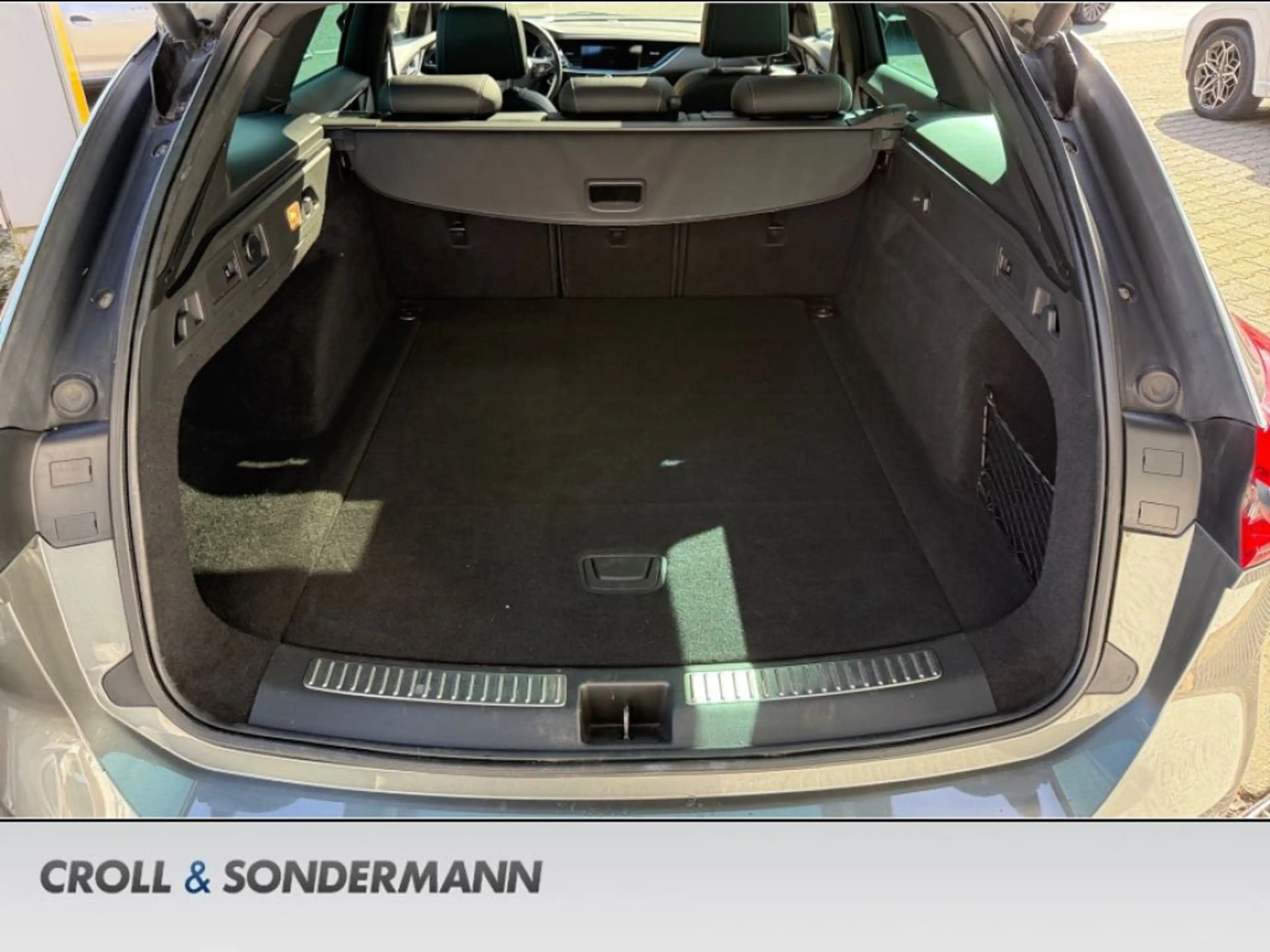 Opel Insignia Insignia ST 2.0 Ultimate 120 Jahre OPC-Line — photo 14