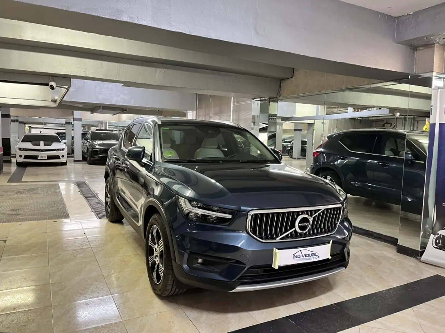 Volvo XC40 D4 Inscription Premium Edition AWD Aut. Azul - 2