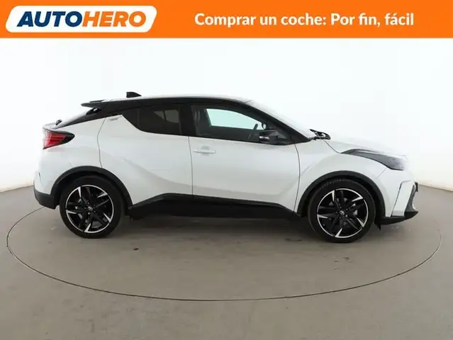 Toyota C-HR view 7