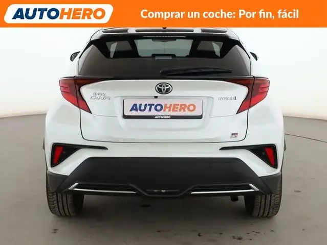Toyota C-HR view 5