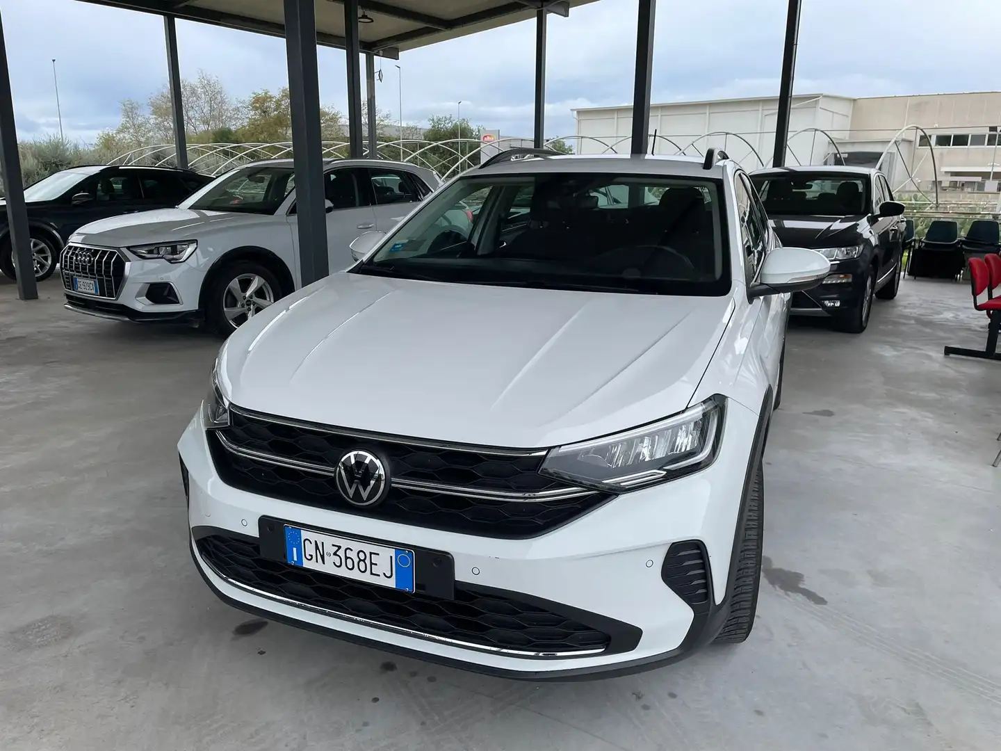 Volkswagen Taigo Taigo 1.0 tsi Life 95cv Bianco - 2