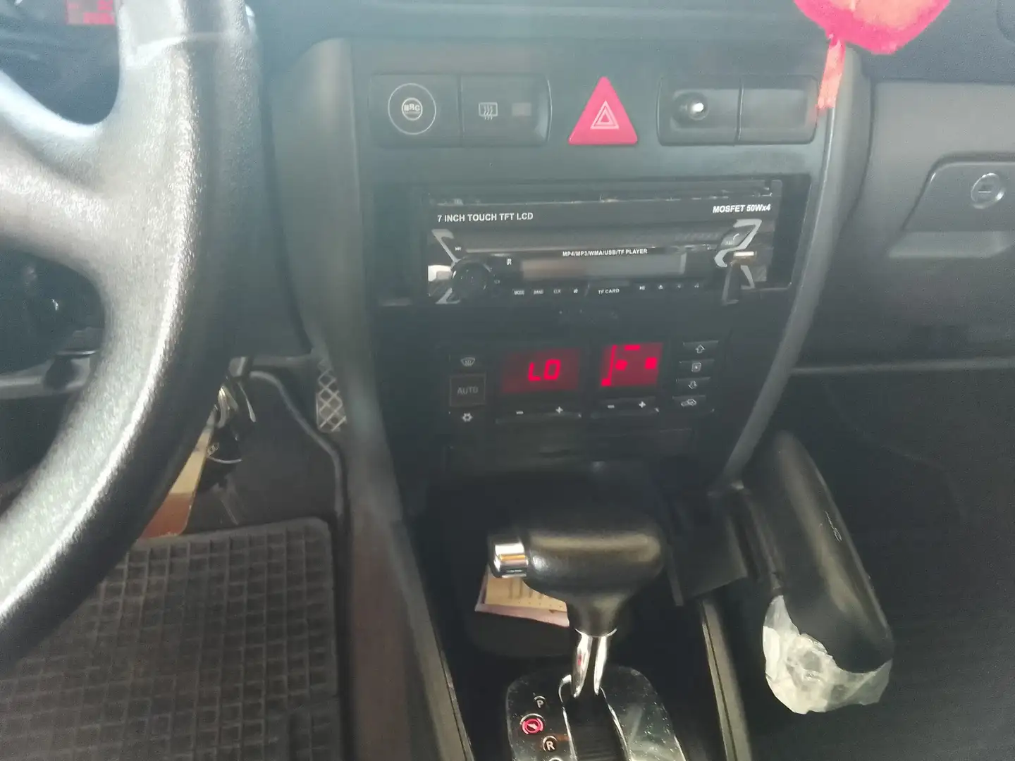 Audi A3 3p 1.8 Ambiente auto - 1
