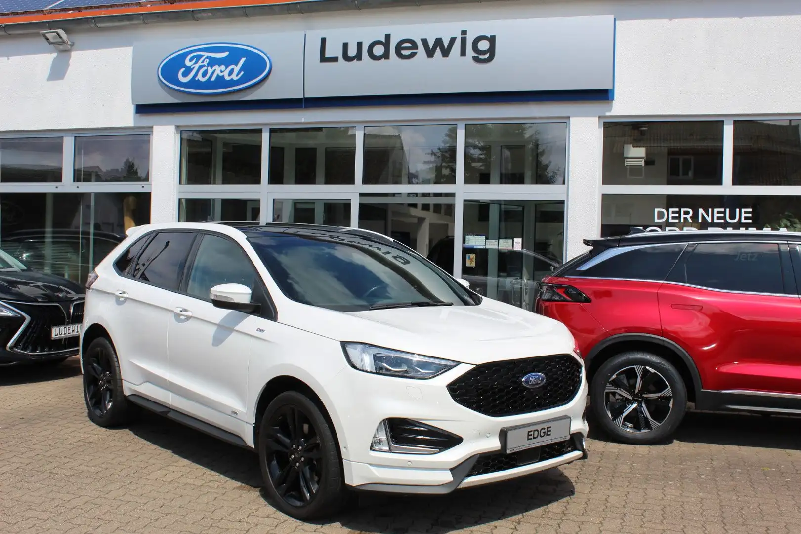 Ford Edge ST-Line 4x4 21"  AHK Pano Dach LED Aut. Wit - 1