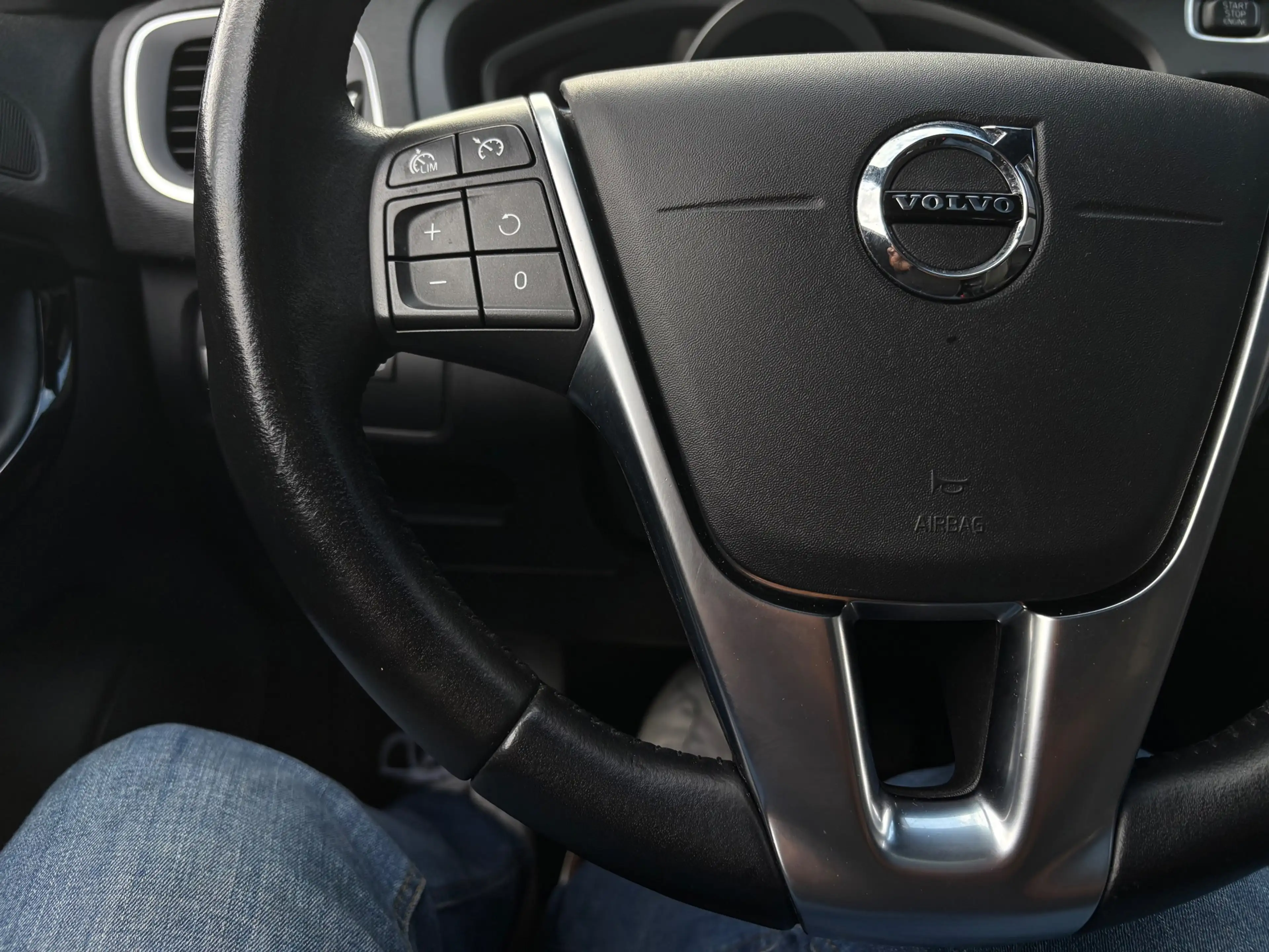 Volvo V40 1.5 T3 Dynamic | Automaat | Pano | Camera | Stoelv — photo 14