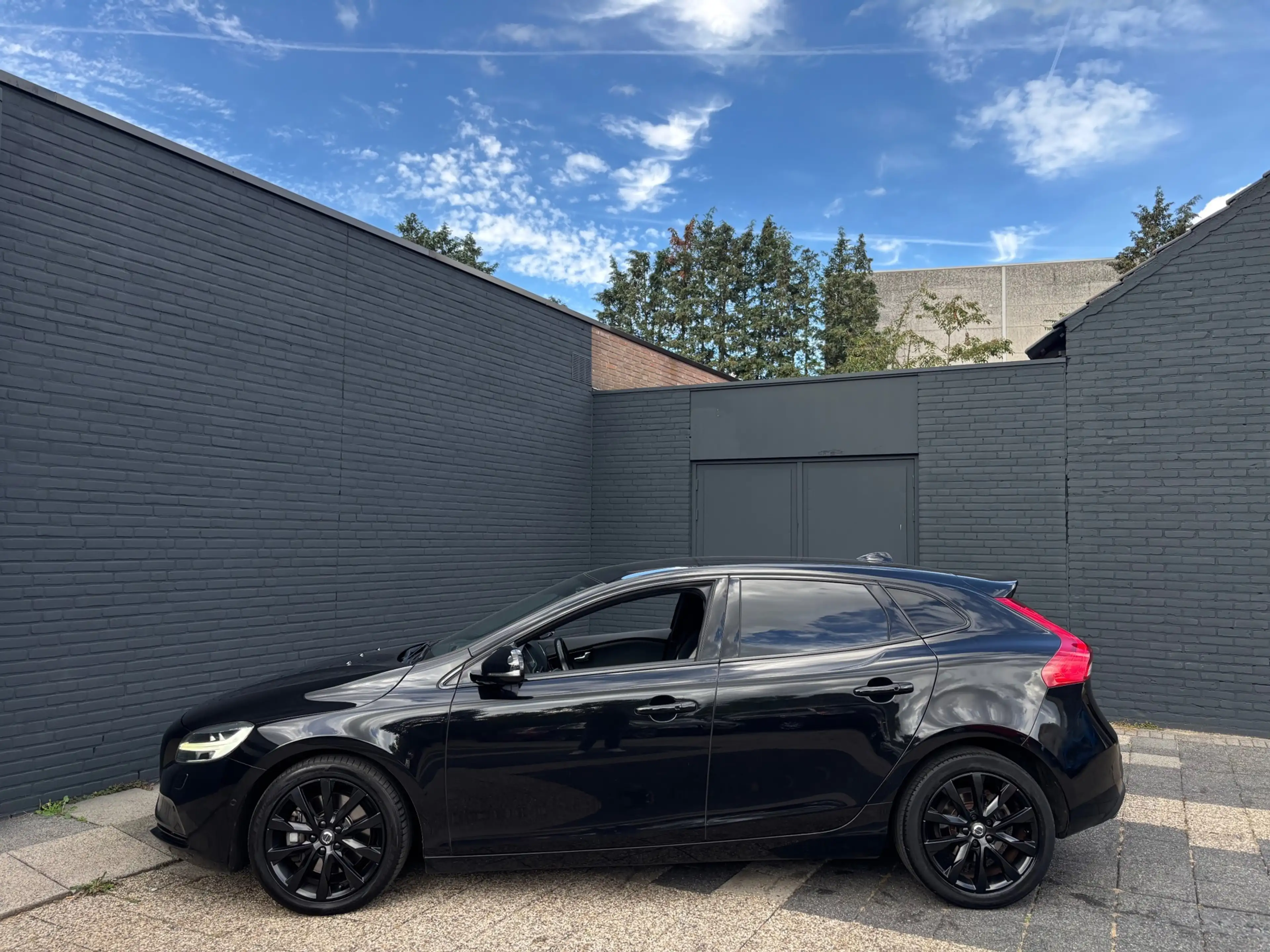 Volvo V40 1.5 T3 Dynamic | Automaat | Pano | Camera | Stoelv — photo 2