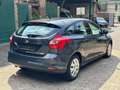 Ford Focus 1,6TDCi 85kW KLIMA Gris - thumbnail 3