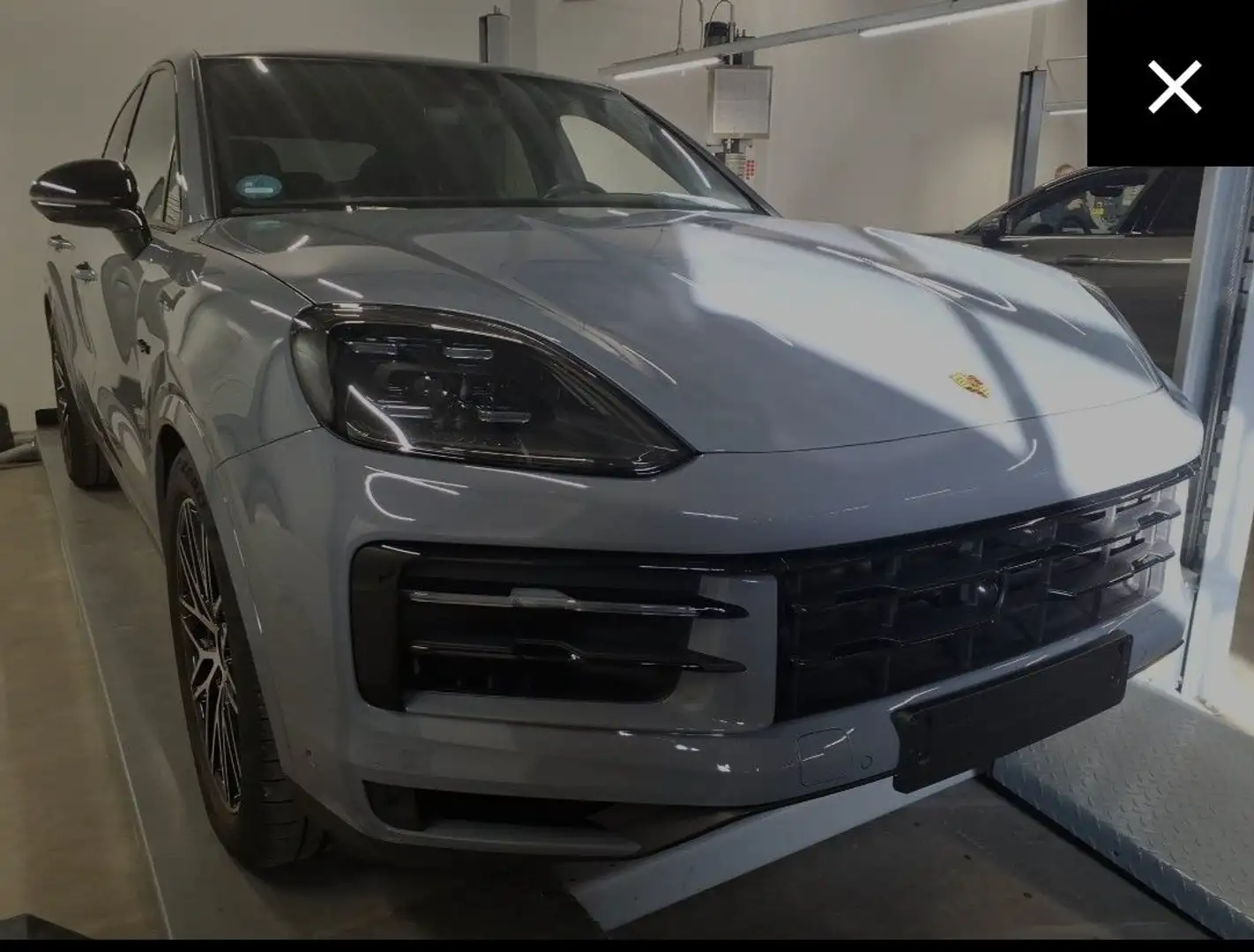 Porsche Cayenne Coupe E-Hybrid*Luft*BOSE*360 Kamera*14W Grau - 1