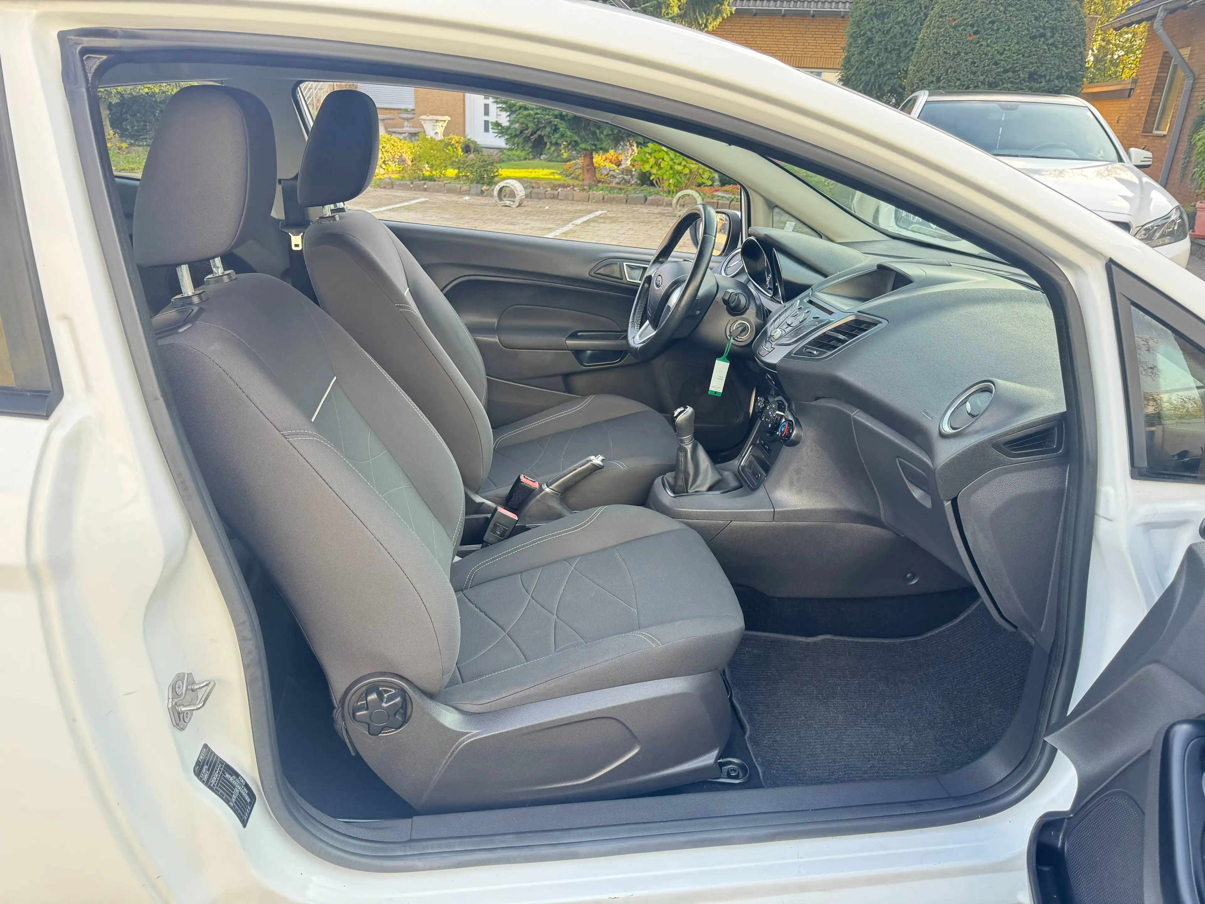 Ford Fiesta Trend/Klima/Tüv neu — photo 14