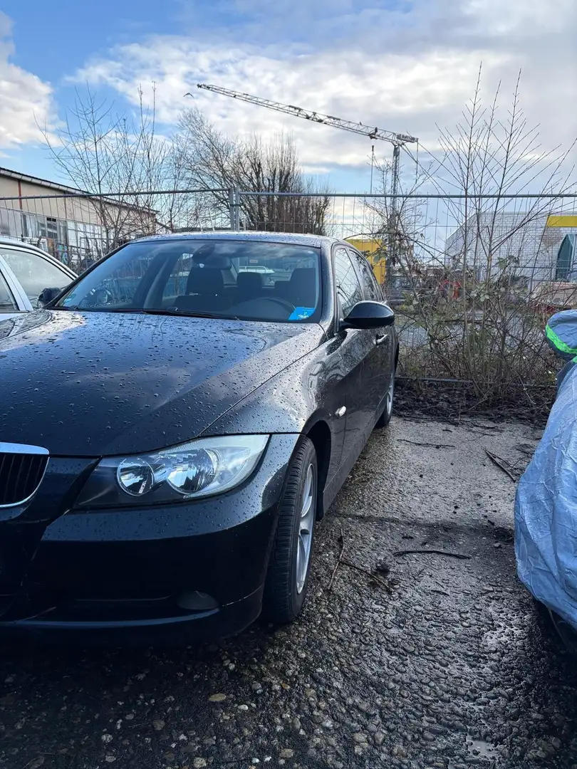 BMW 318 318i*SHZ*Temp.*Limo.*Klima*Fahrbereit Zwart - 1