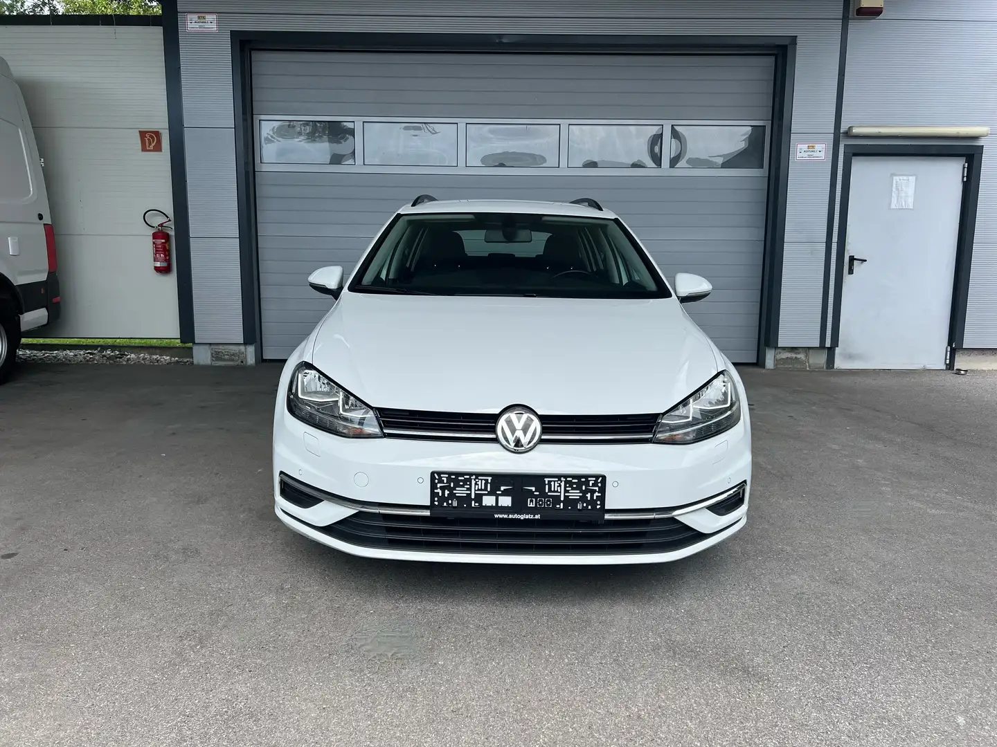 Volkswagen Golf Variant Golf Variant Comfortline 1,6 TDI FRONT ASSIST/PARK Blanc - 1