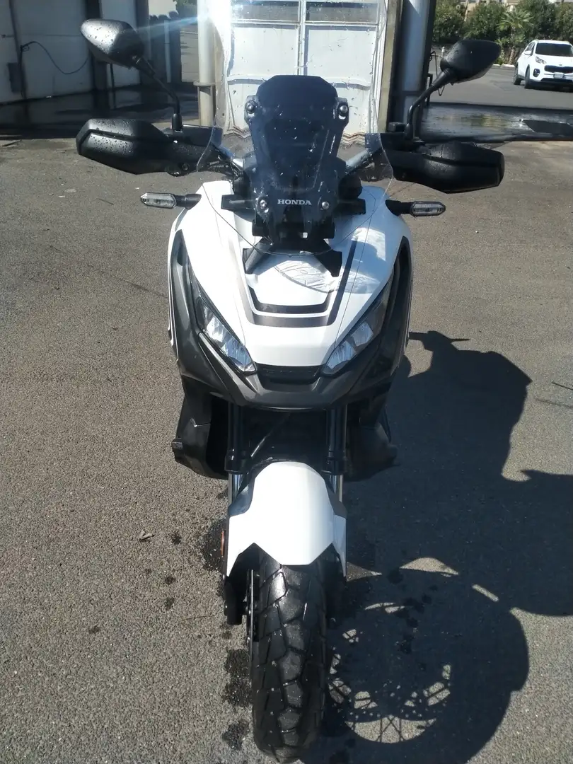 Honda X-ADV - 1