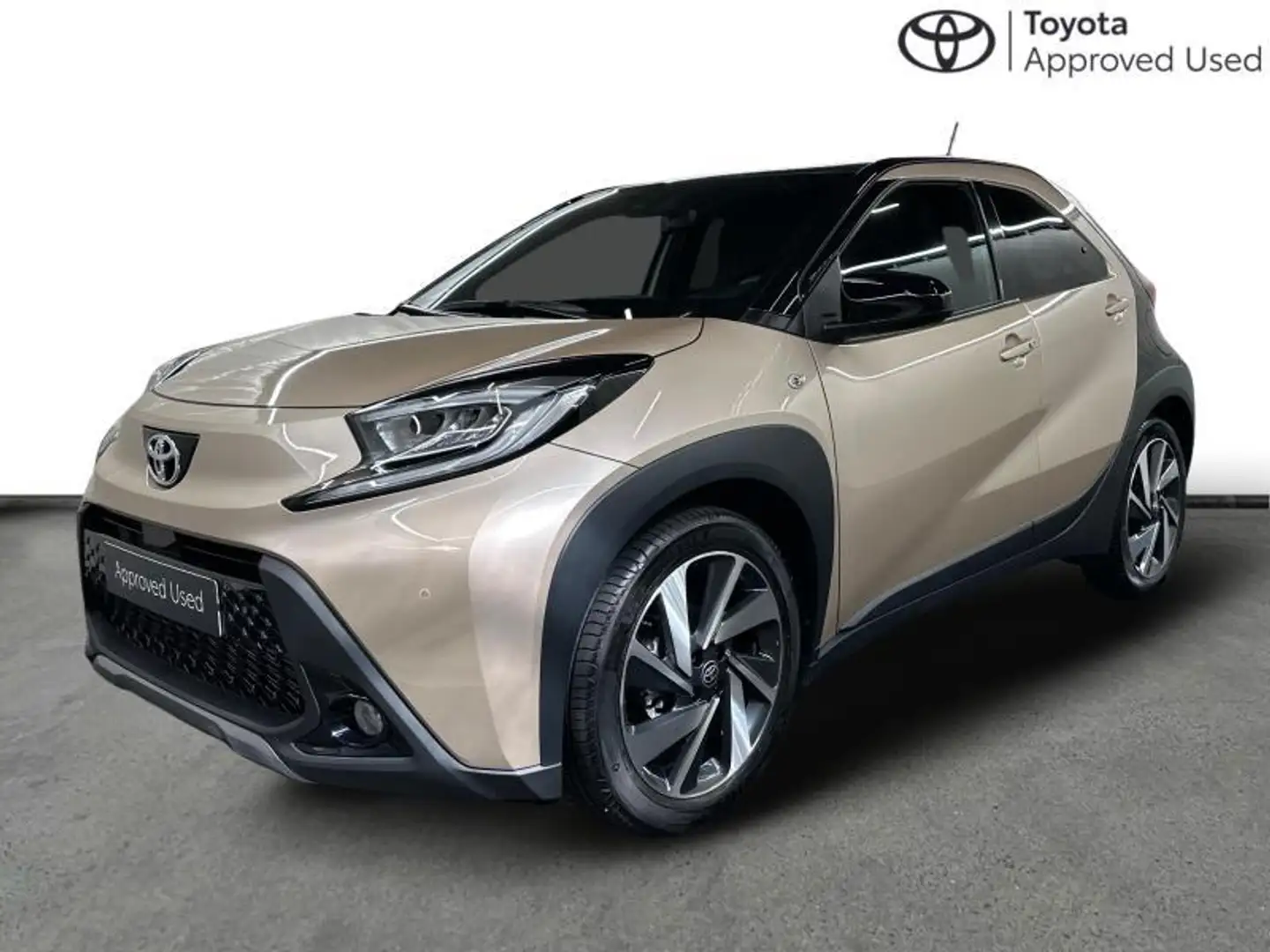 Toyota Aygo X envy Automatique Beige - 1