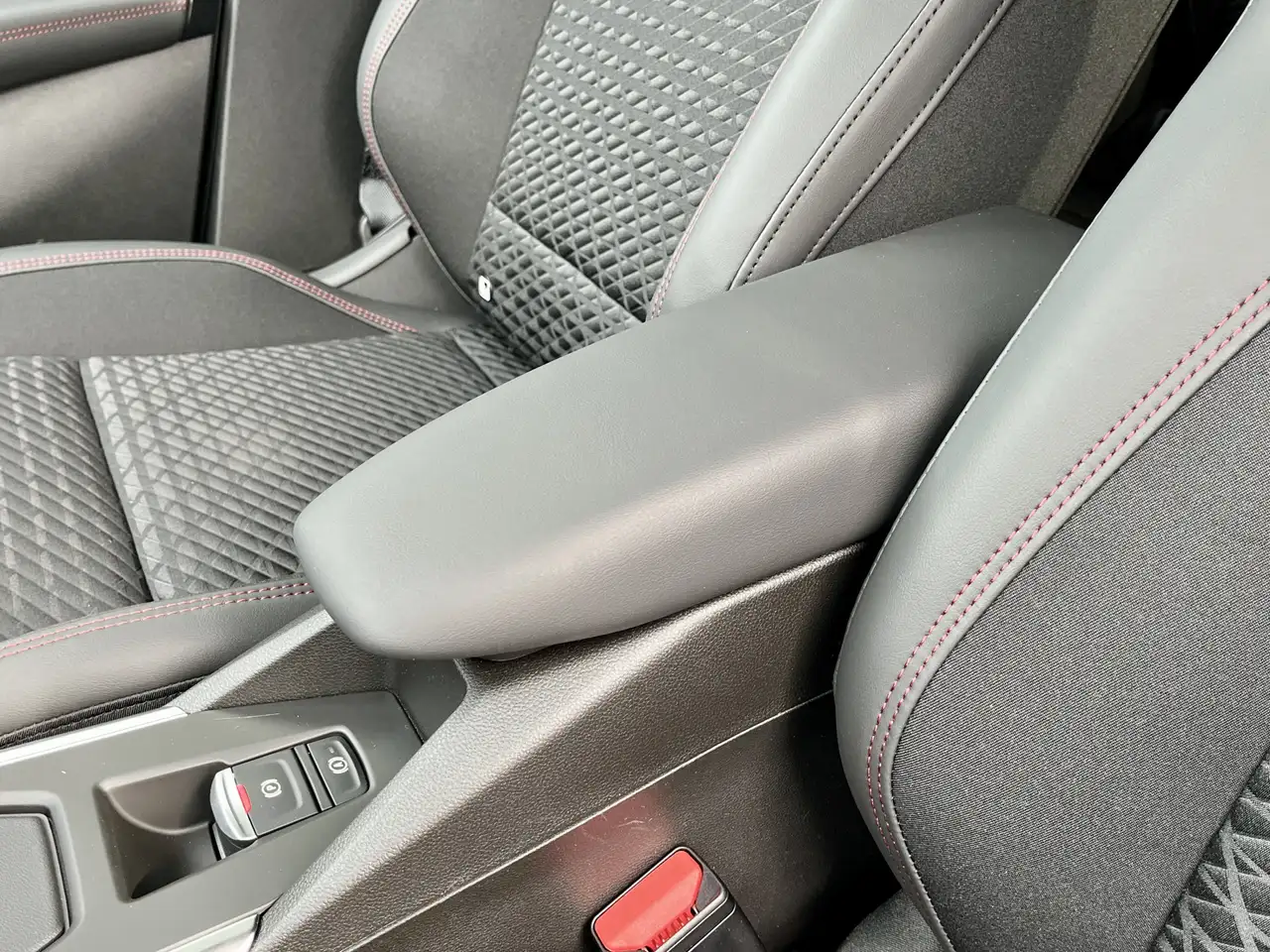 Renault Clio 1.8 Full Hybrid 160 Techno Pack Winter, Safety &, миниатюра 7