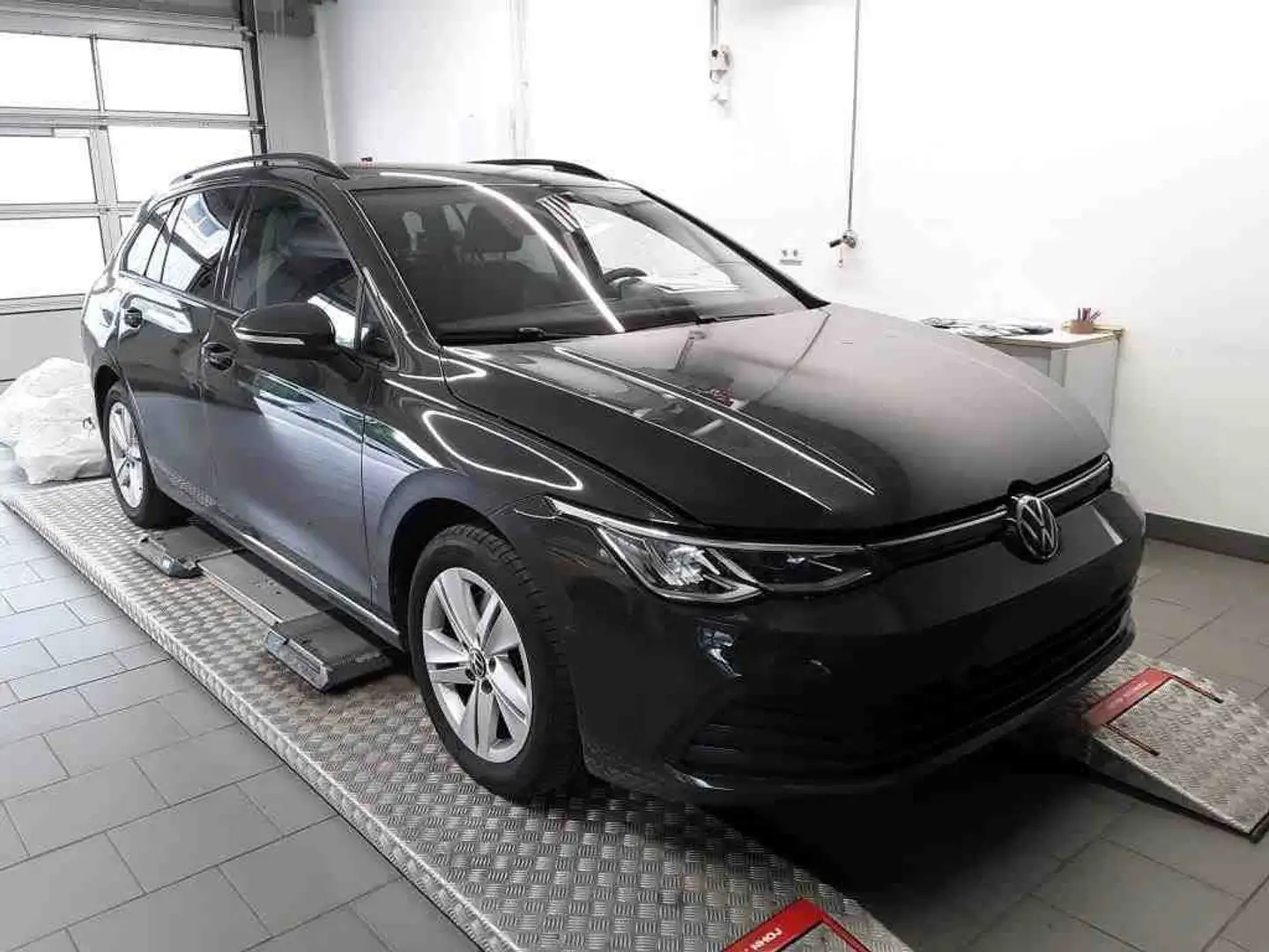 Volkswagen Golf VIII Variant 2.0 TDI Life LED/Memory/AHK Gris - 2