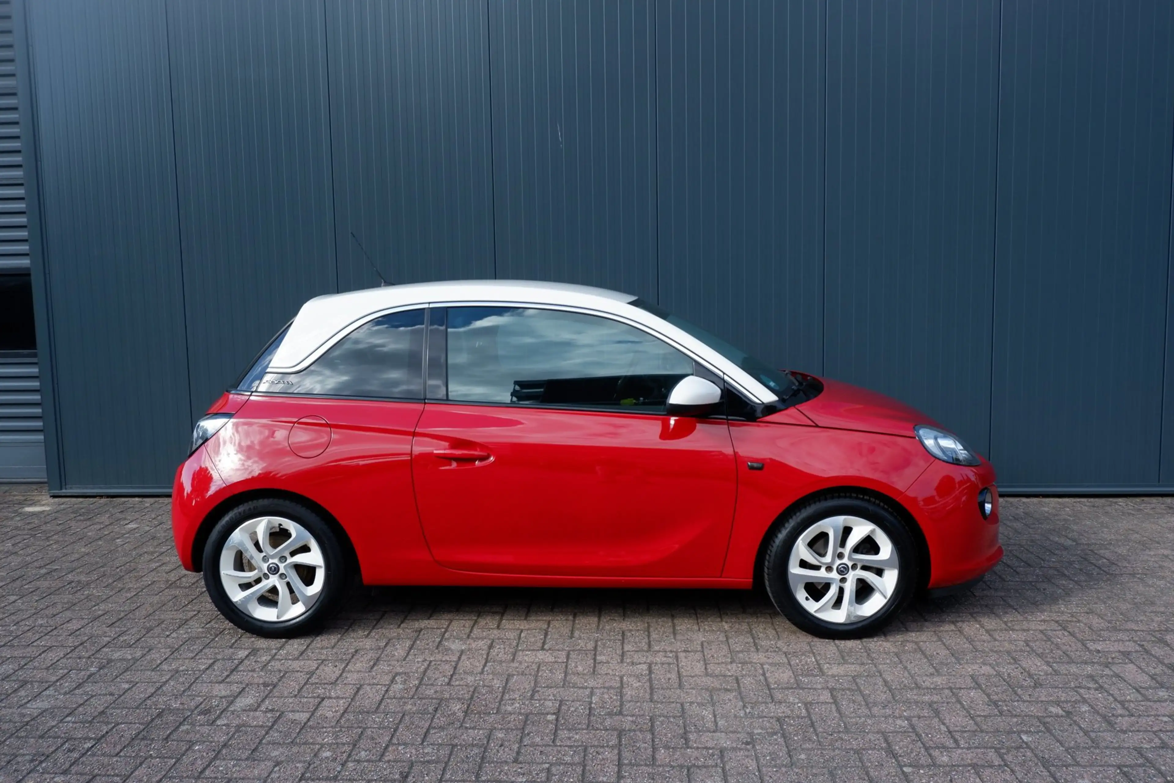 Opel Adam 1.4 Glam — photo 5