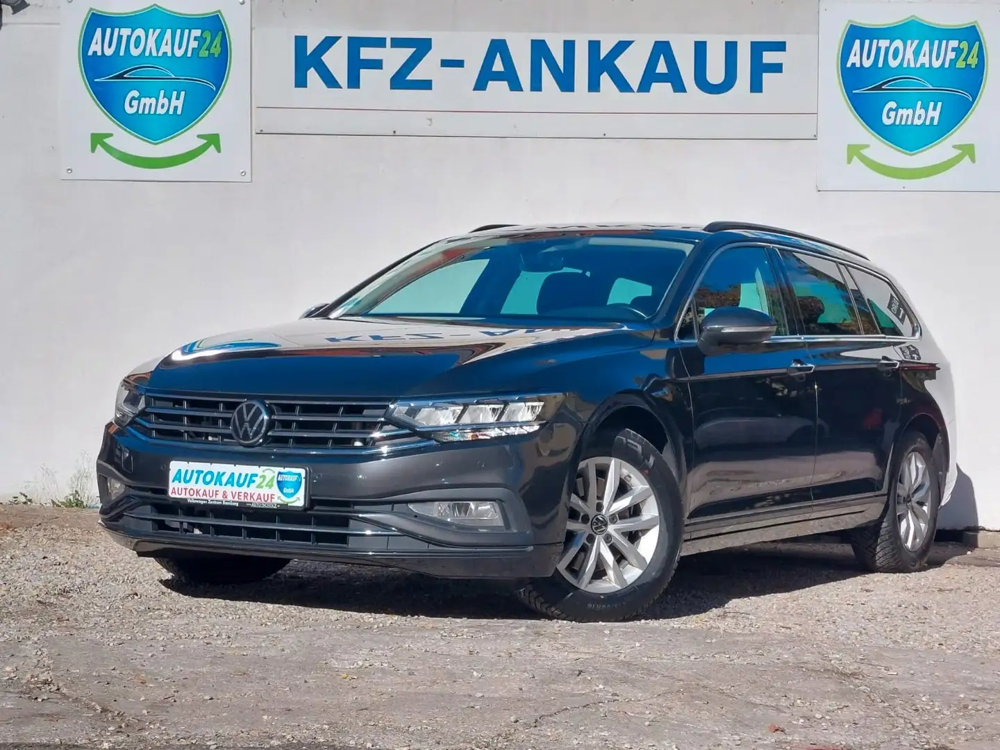 Volkswagen Passat Variant Business*ACC*PDC*LED*AHK*NAVI*1-H Grau - 1