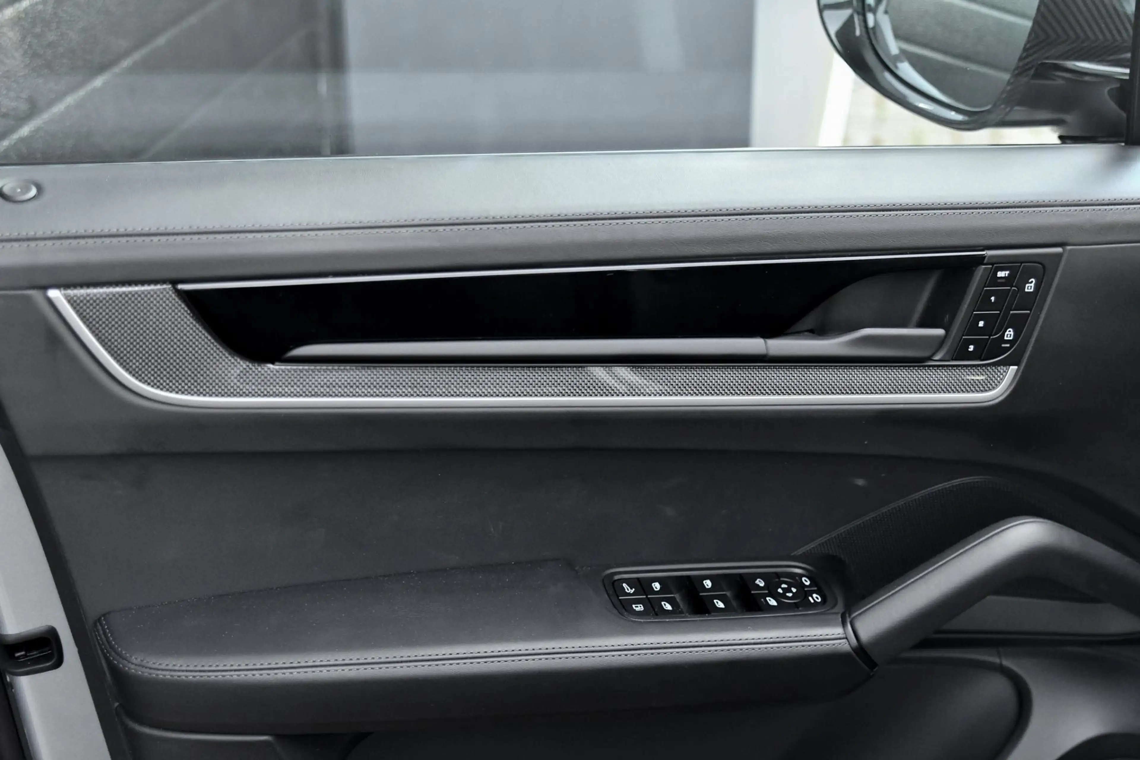 Porsche Cayenne Coupé 3.0 E-Hybrid. GT Pakket. Carbon, Leder, Soft — photo 36