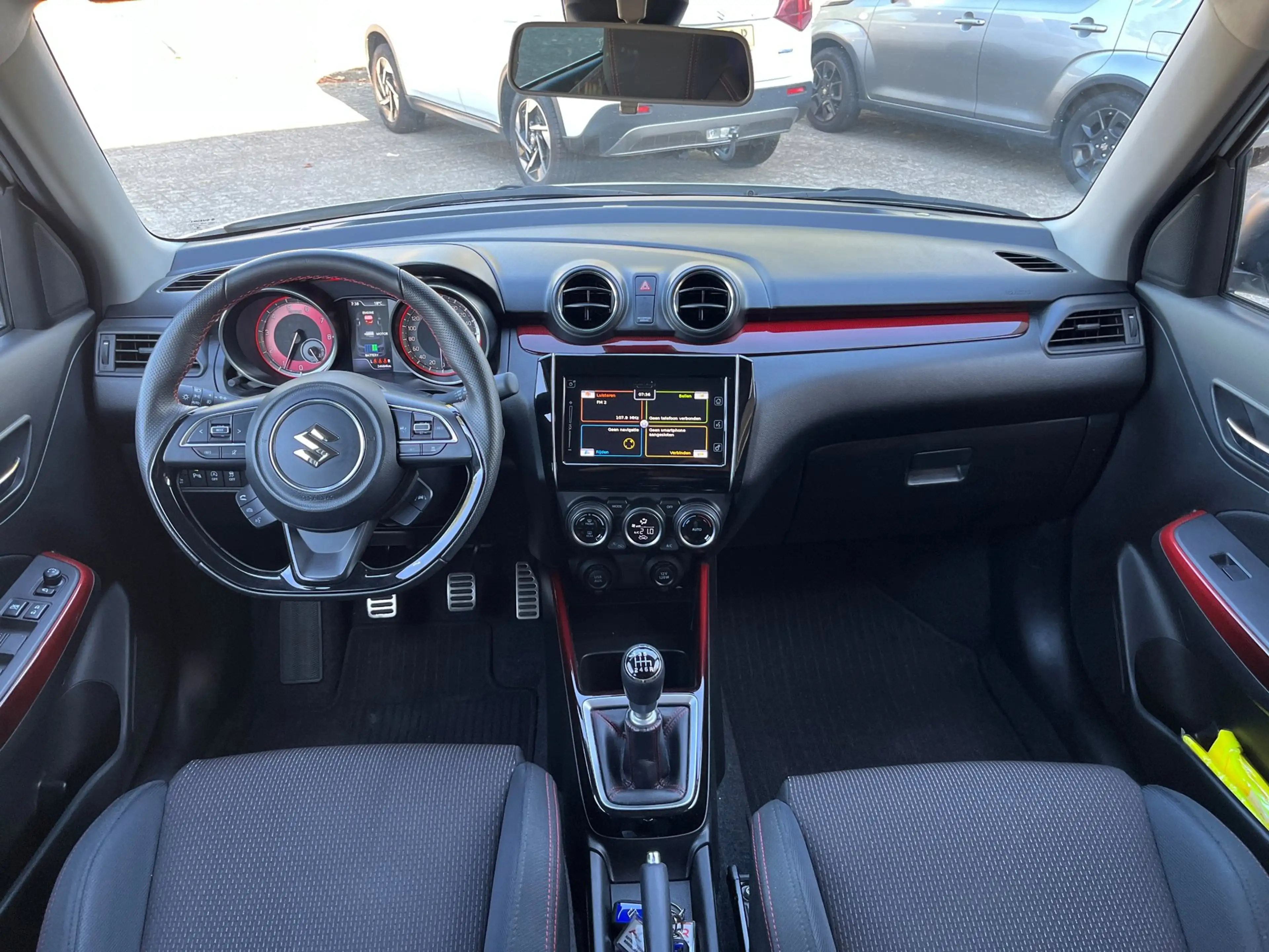 Suzuki Swift 1.4 Sport Smart Hybrid — photo 17