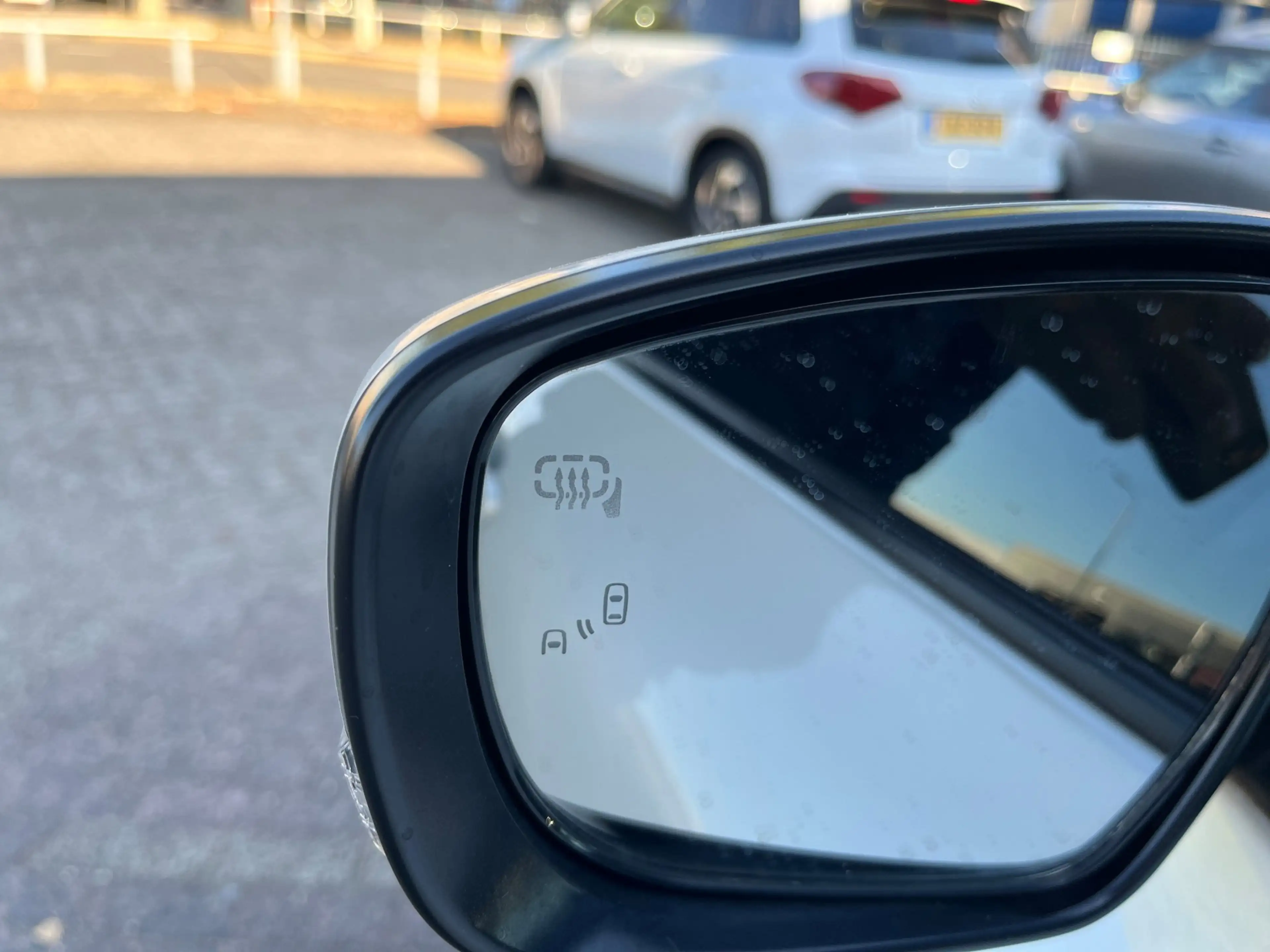 Suzuki Swift 1.4 Sport Smart Hybrid — photo 12