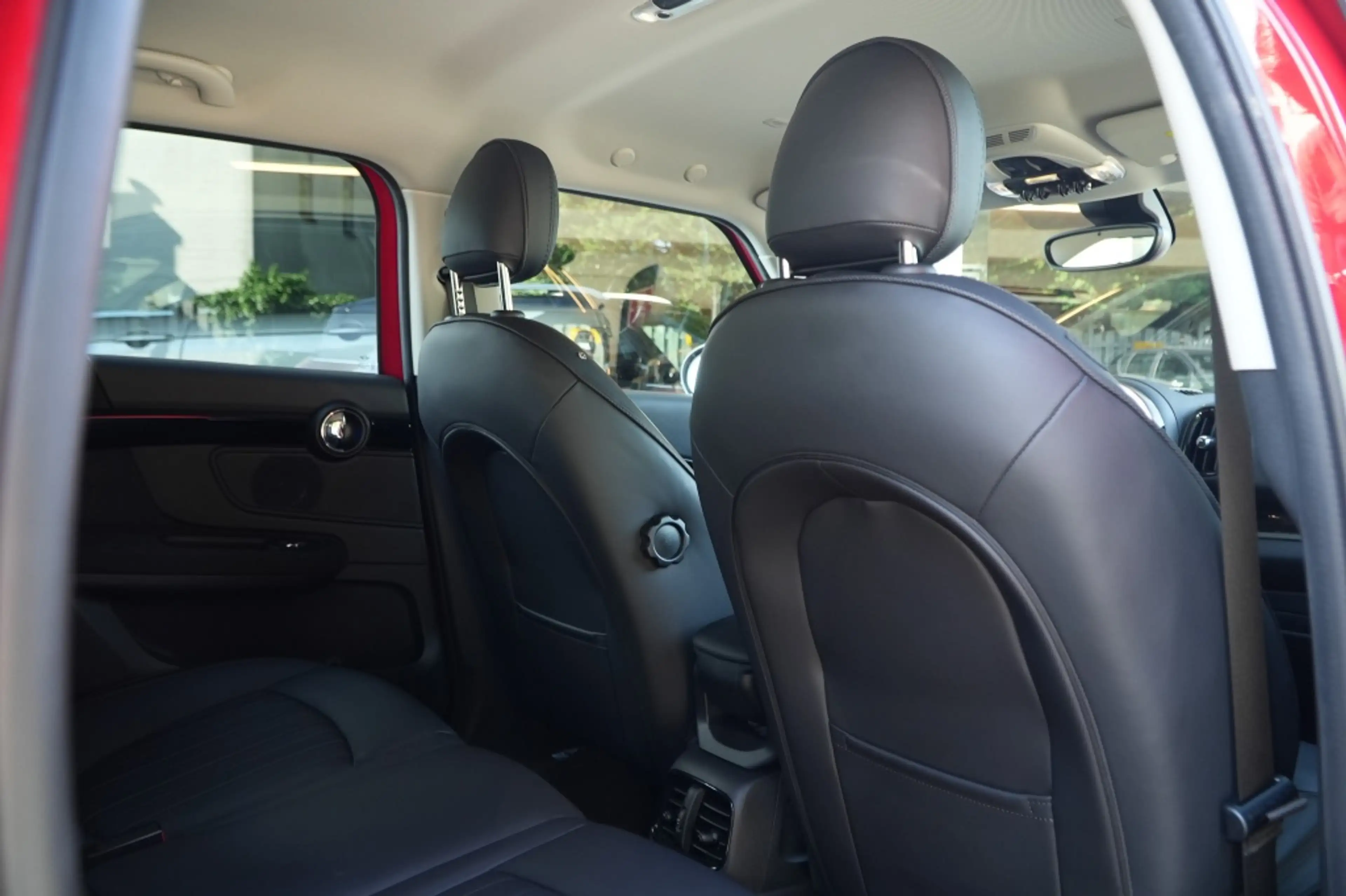 MINI Cooper SE Countryman 1.5 ALL4 I Navi I 19 inch I Leder int. I — photo 17