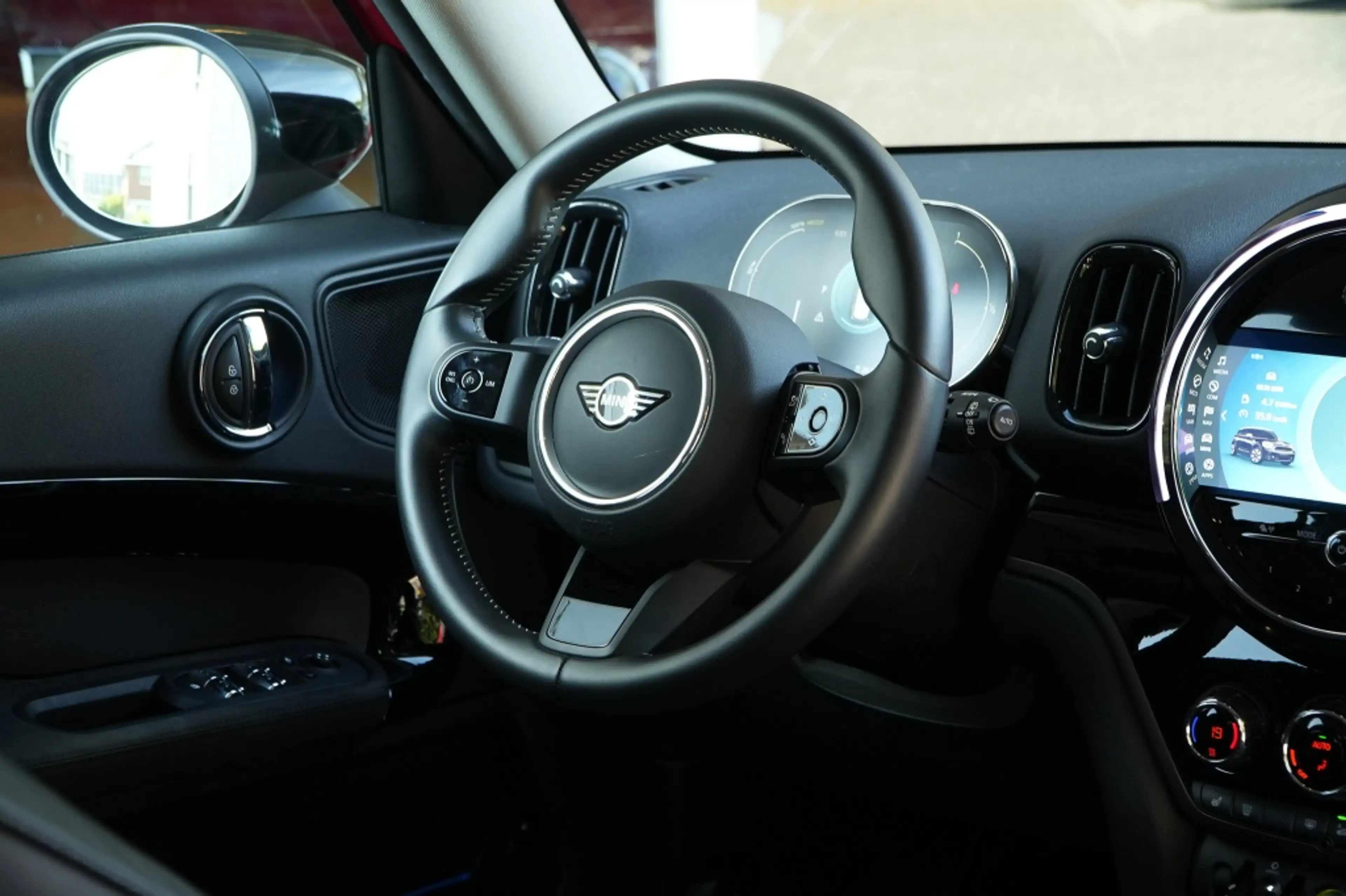 MINI Cooper SE Countryman 1.5 ALL4 I Navi I 19 inch I Leder int. I — photo 9