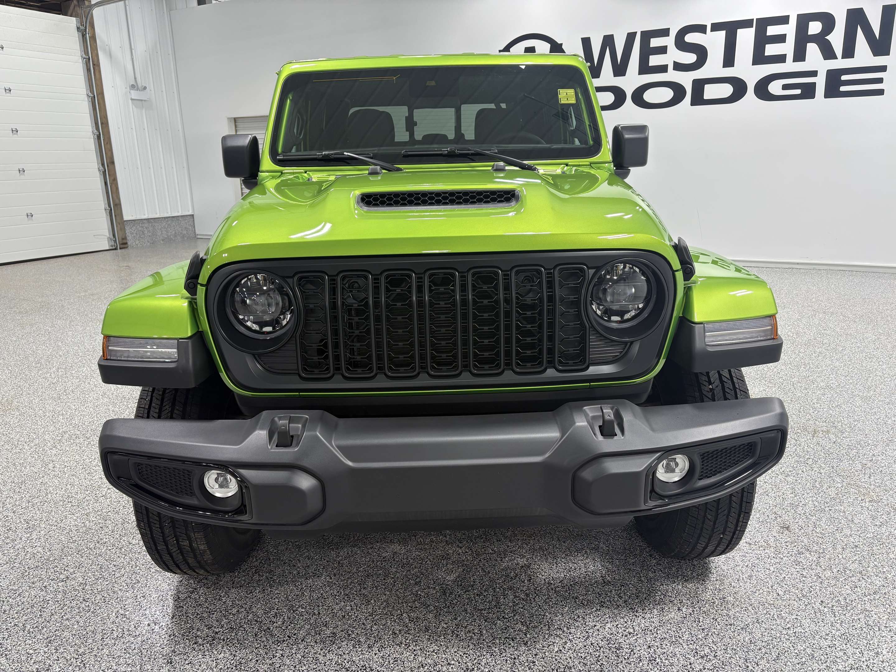2025 Jeep Gladiator