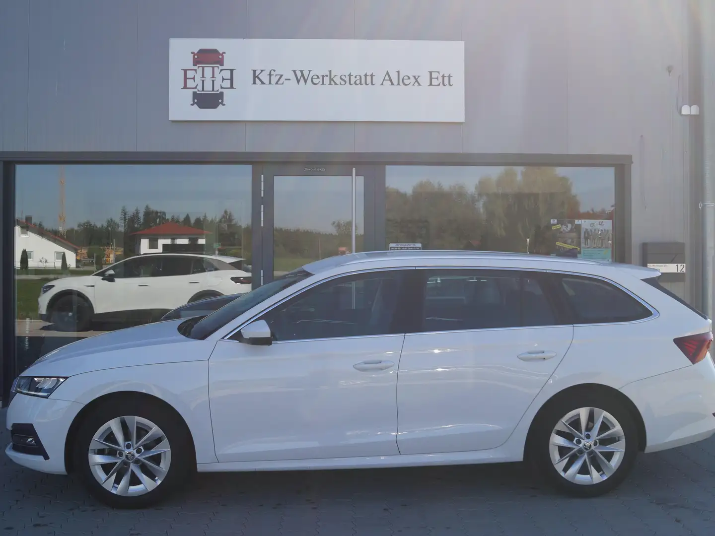 Skoda Octavia First Edition Blanc - 2