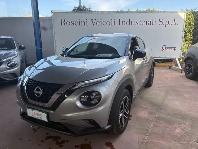 Nissan Juke 1.0 DIG-T 114 Mt N-Connecta