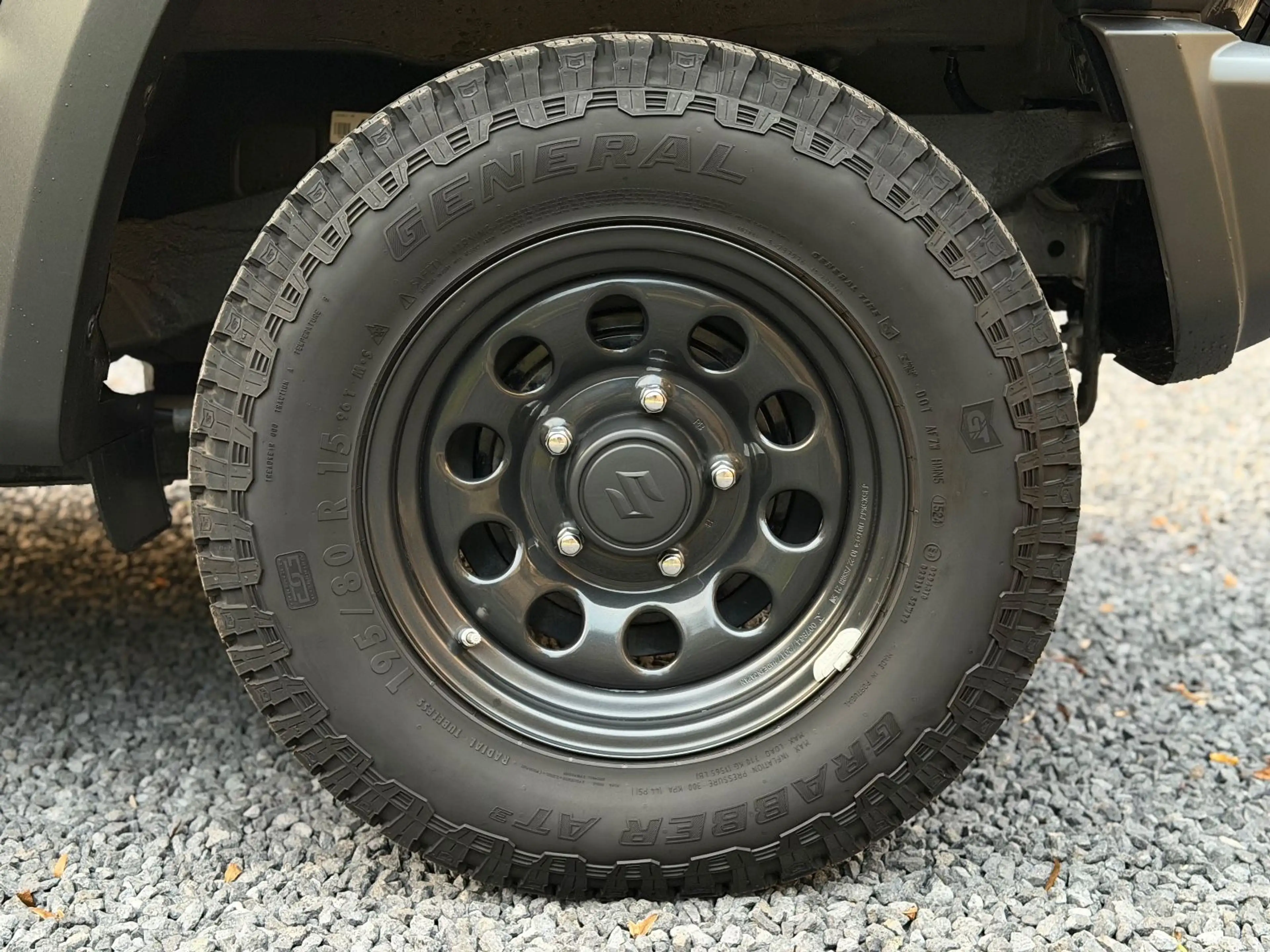 Suzuki Jimny 1.5 Comfort AllGrip NFZ LED LKW A+T Reifen — photo 16