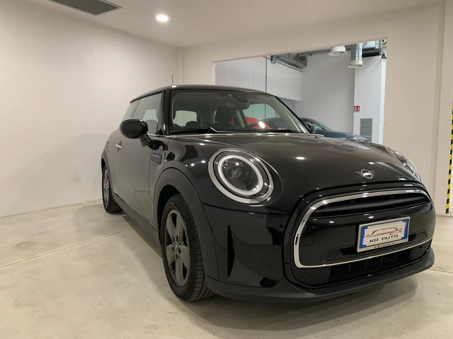 MINI Cooper Mini 3p 1.5 Cooper Camden Edition Schwarz - 2