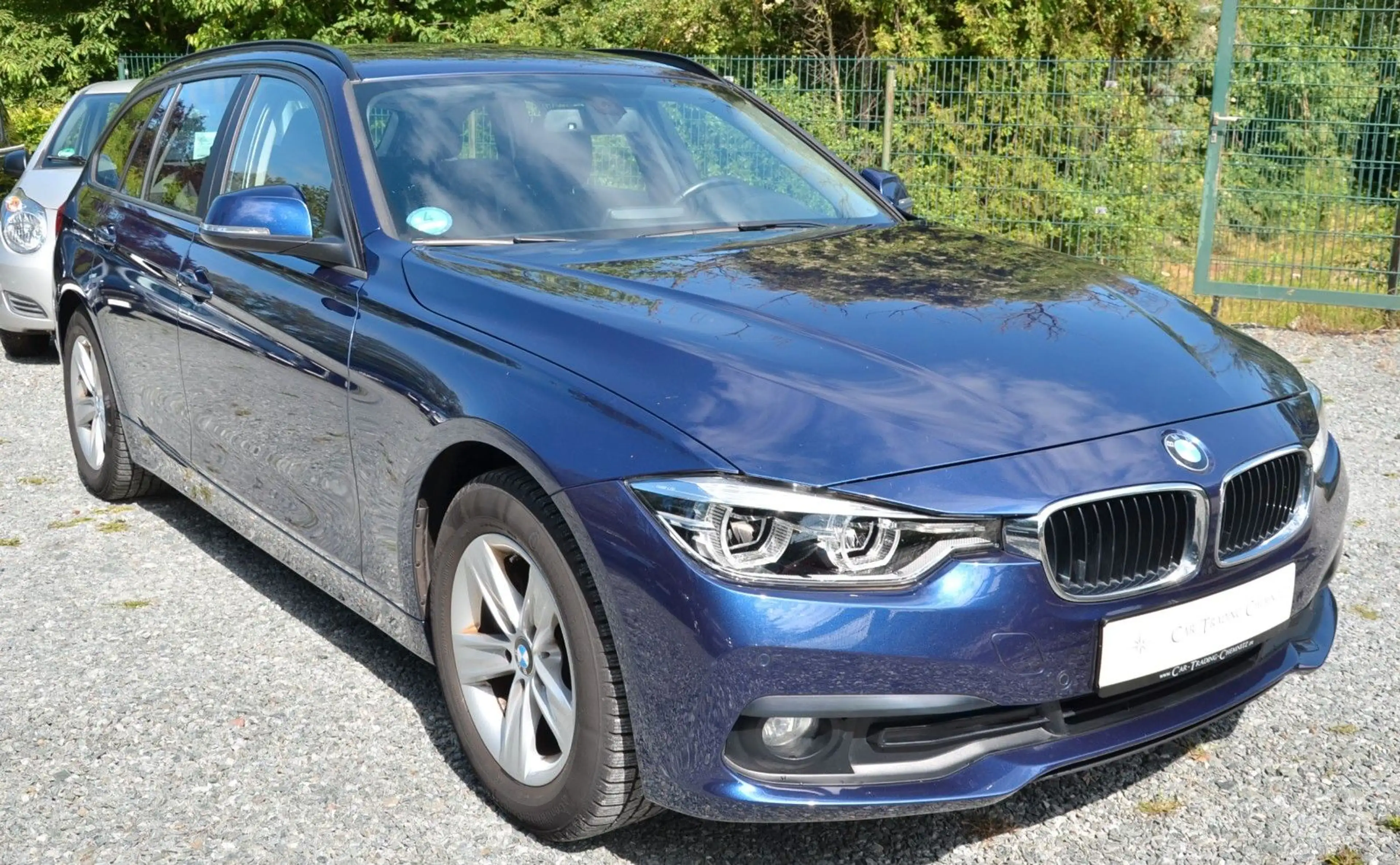BMW 318 3 Touring 318 d Automatik LED Navi Sitzhzg. — photo 3