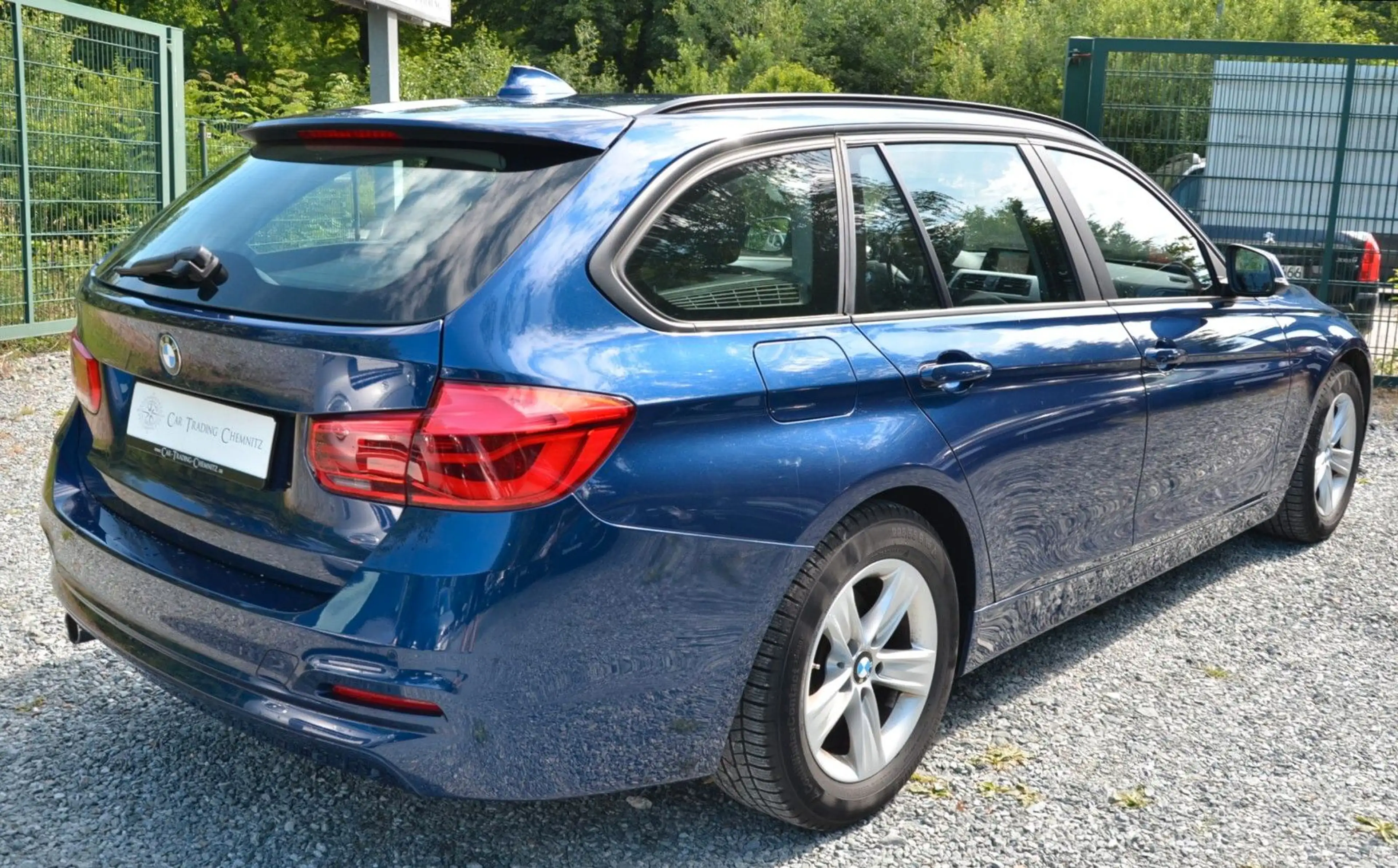 BMW 318 3 Touring 318 d Automatik LED Navi Sitzhzg. — photo 5