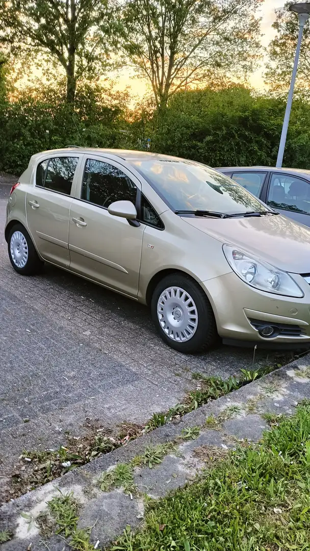 Opel Corsa 1.2 16V - 1