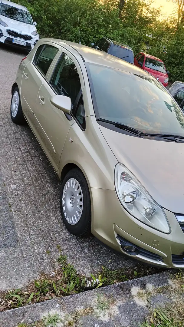 Opel Corsa 1.2 16V - 2