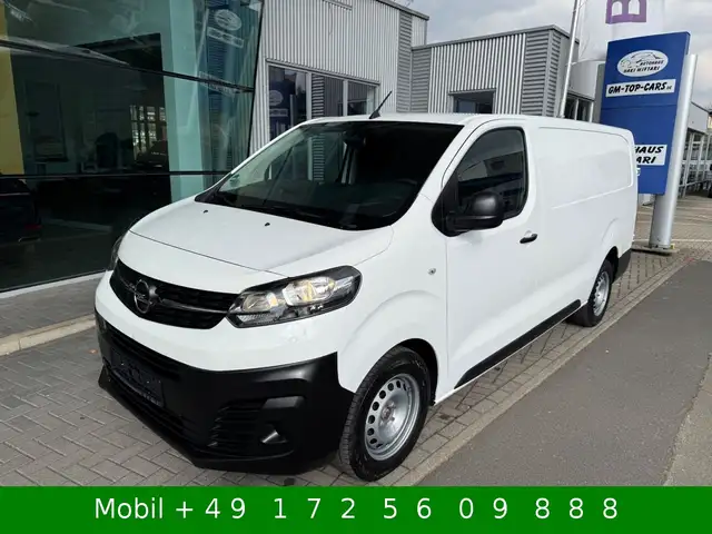 Opel Vivaro view 3