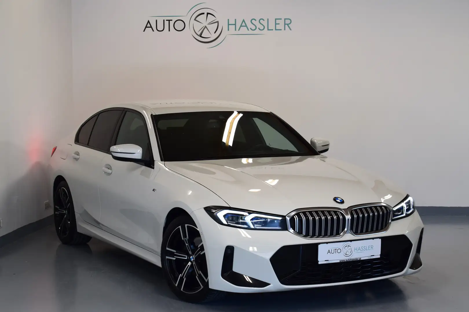 BMW 320 d M Sport Biały - 2