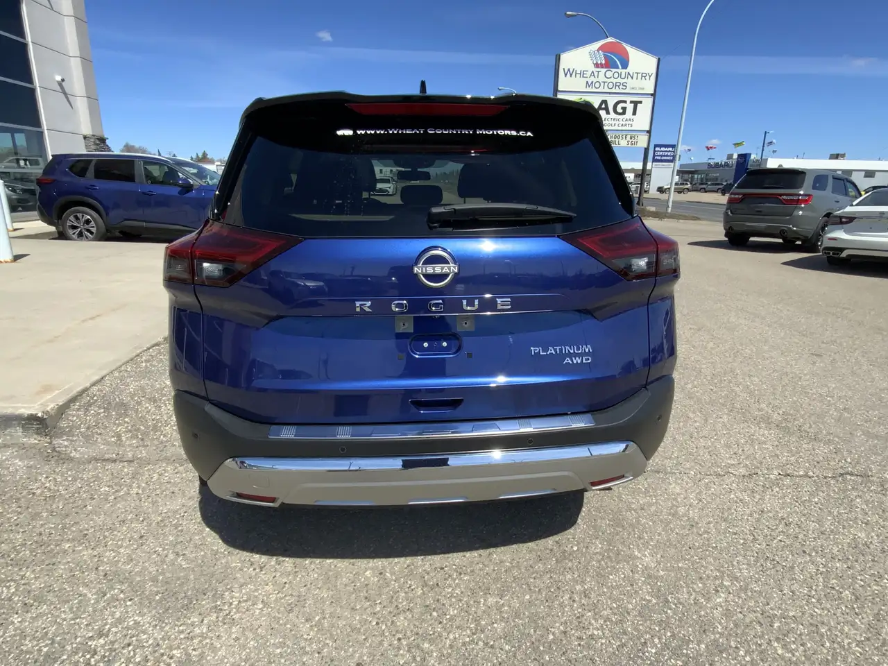 Nissan Rogue снимка Nissan Rogue