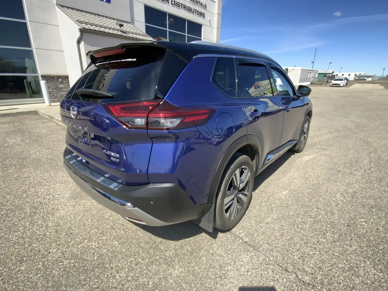 Nissan Rogue снимка Nissan Rogue