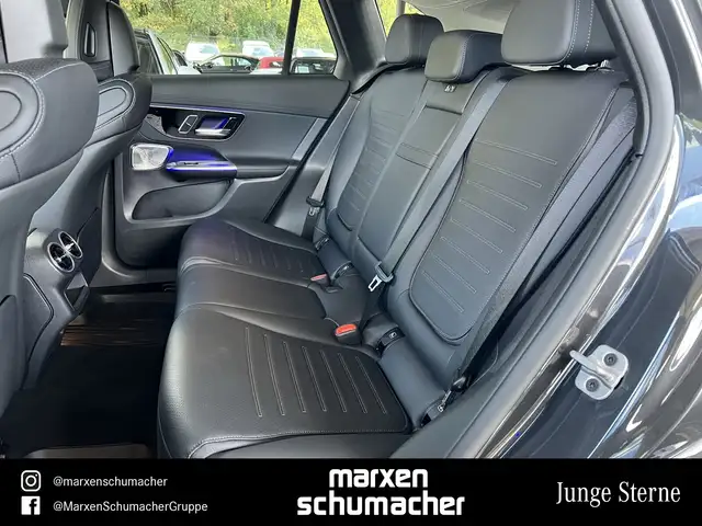 Mercedes-Benz GLC view 12