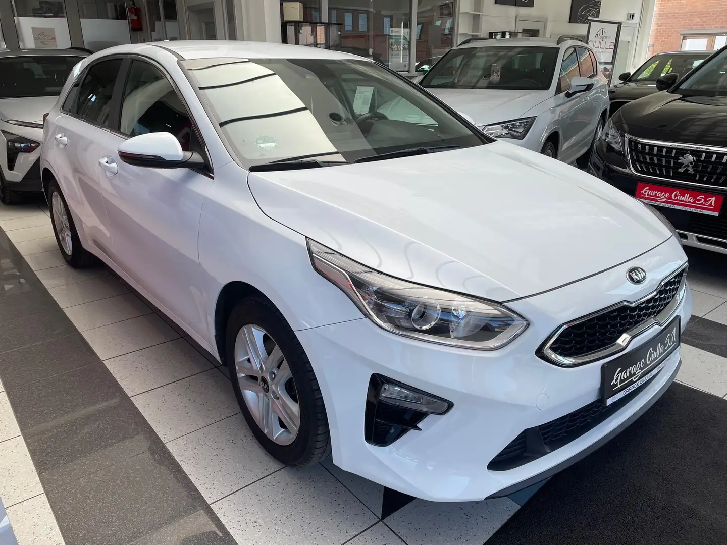 Kia Ceed / cee'd 1.0 T-GDi Must ISG Blanc - 2