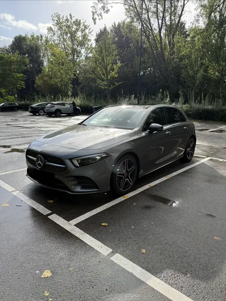 Mercedes-Benz A 200