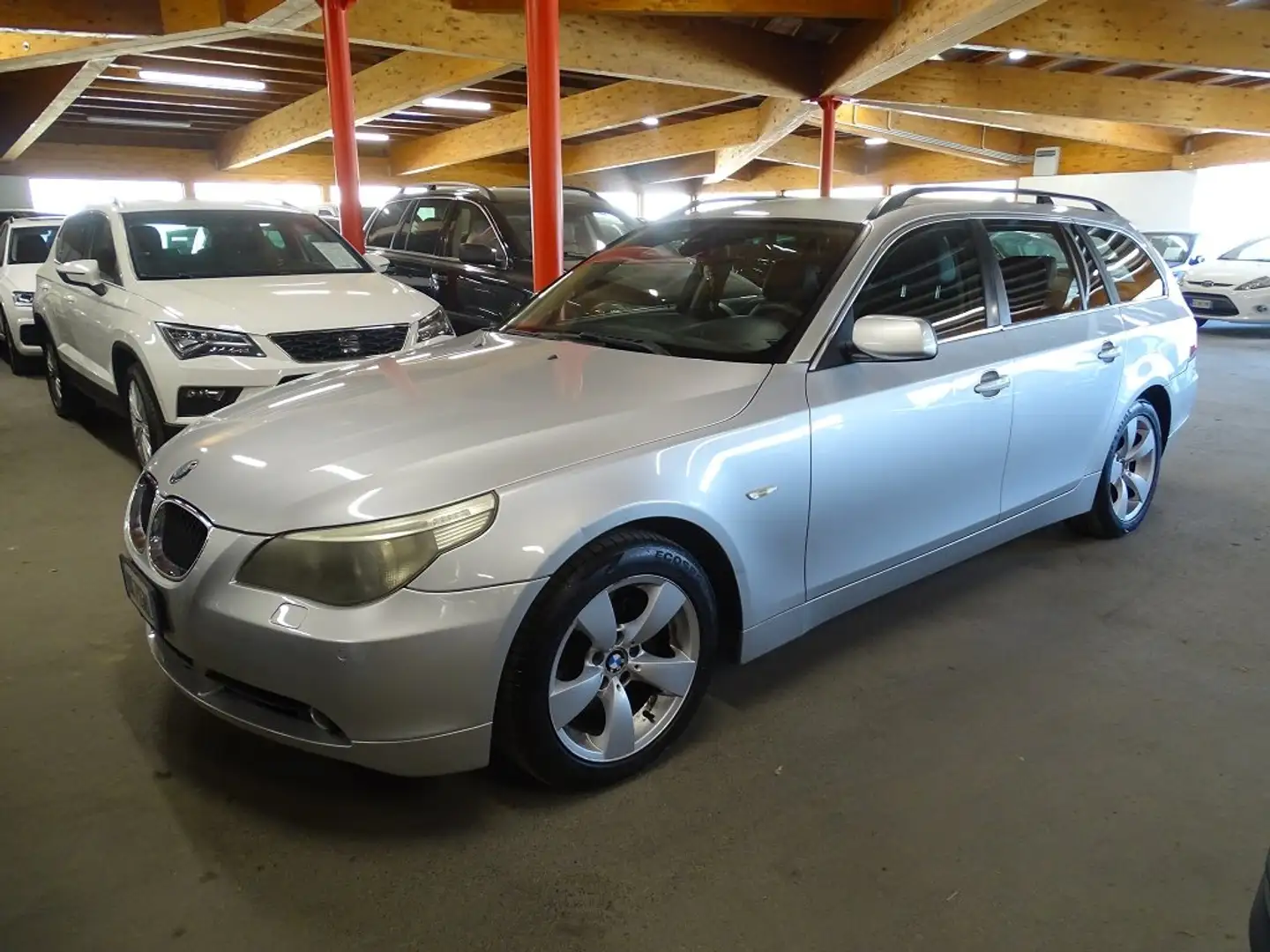 BMW 530 d Touring Eletta 218 CV Argent - 2