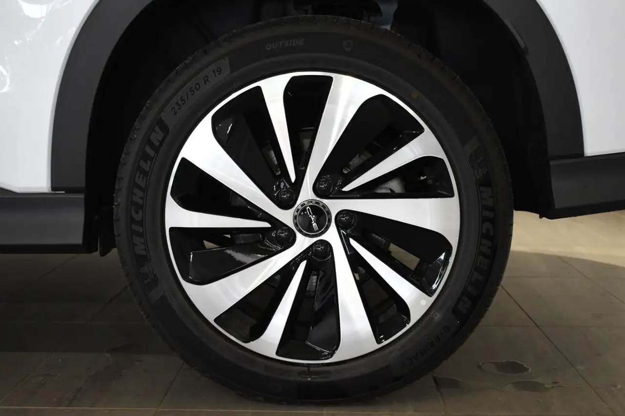 BYD SEAL U