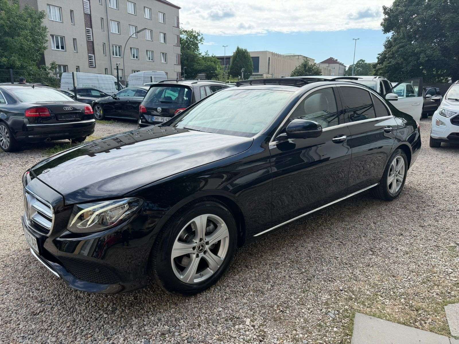 Mercedes-Benz E 220